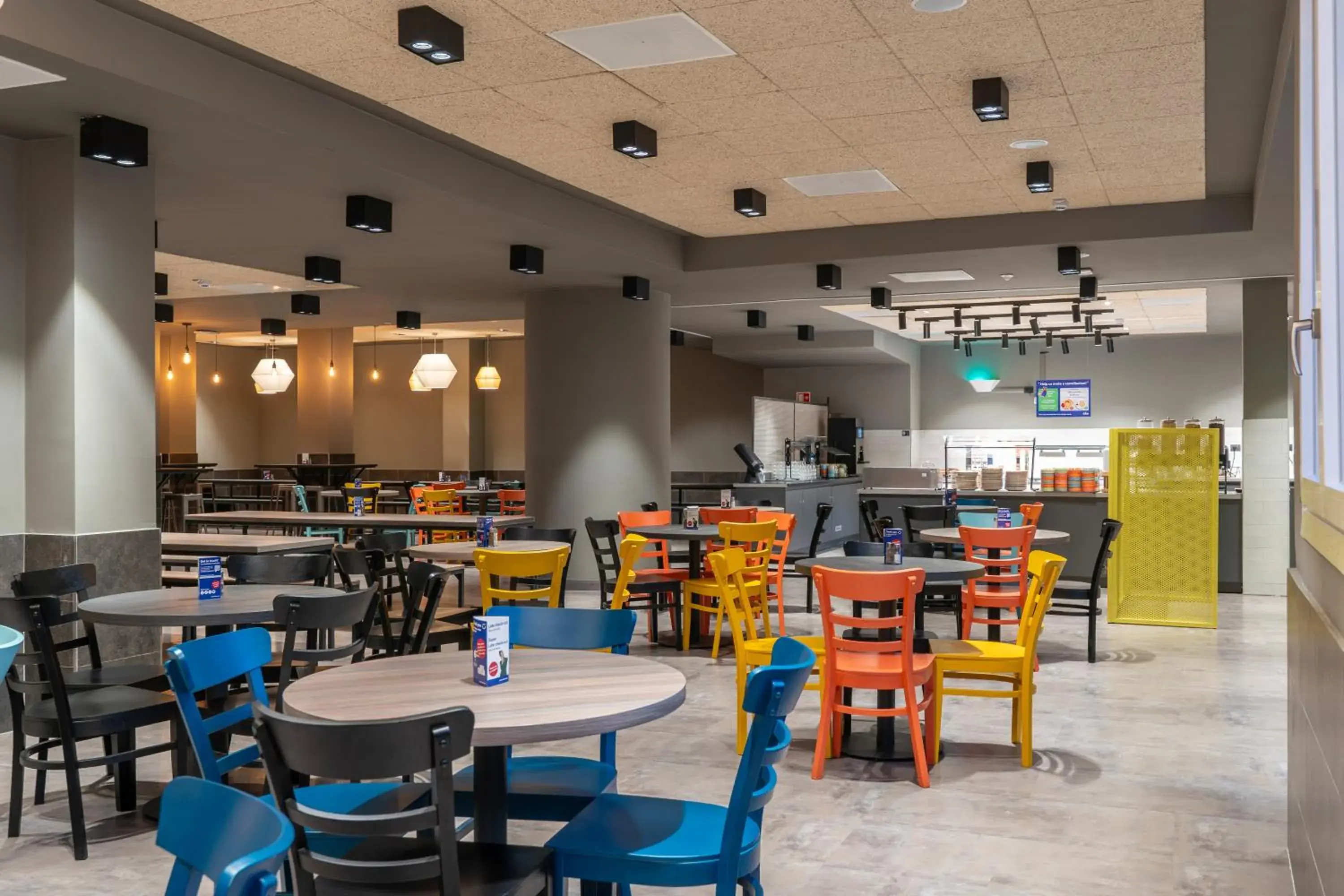 Breakfast in a&o Hostel Firenze Campo di Marte Breakfast in a&o Hostel Firenze Campo di Marte