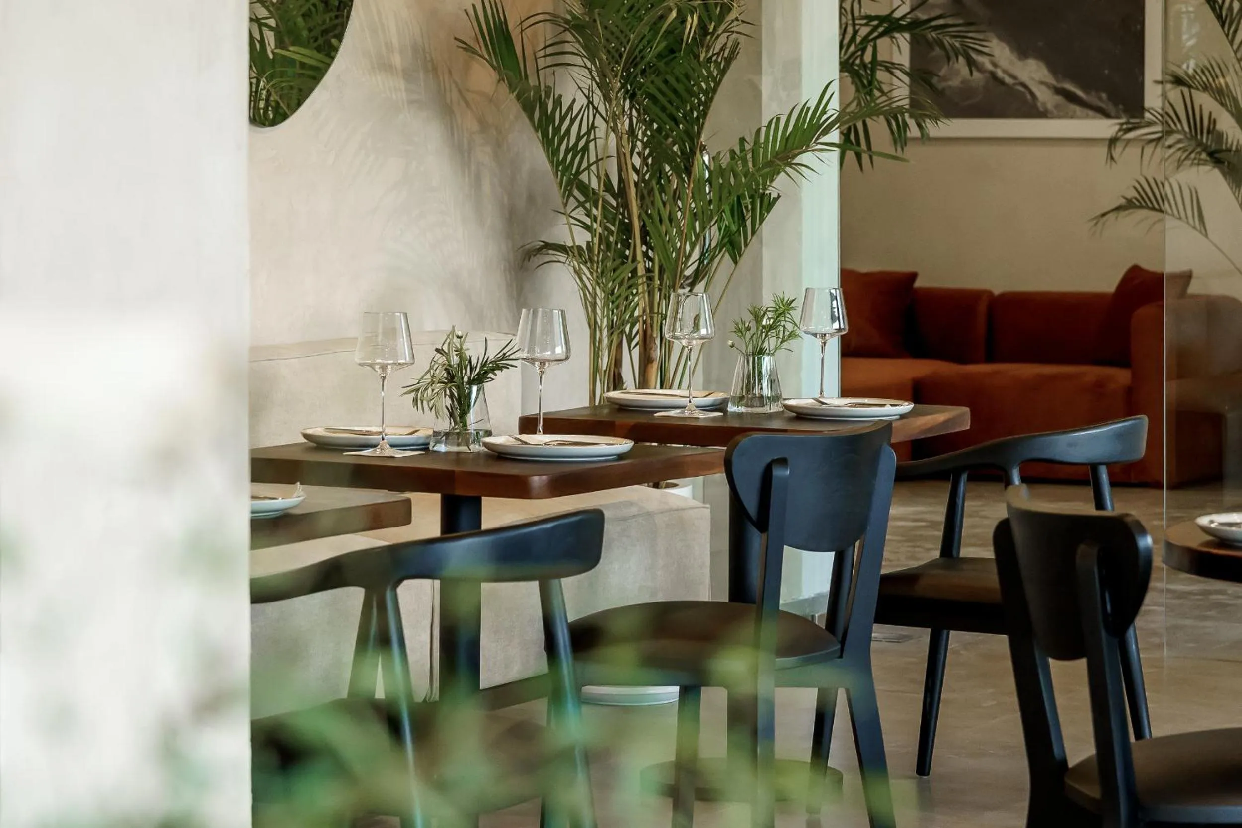 Restaurant/places to eat in Sunny Aparts 1