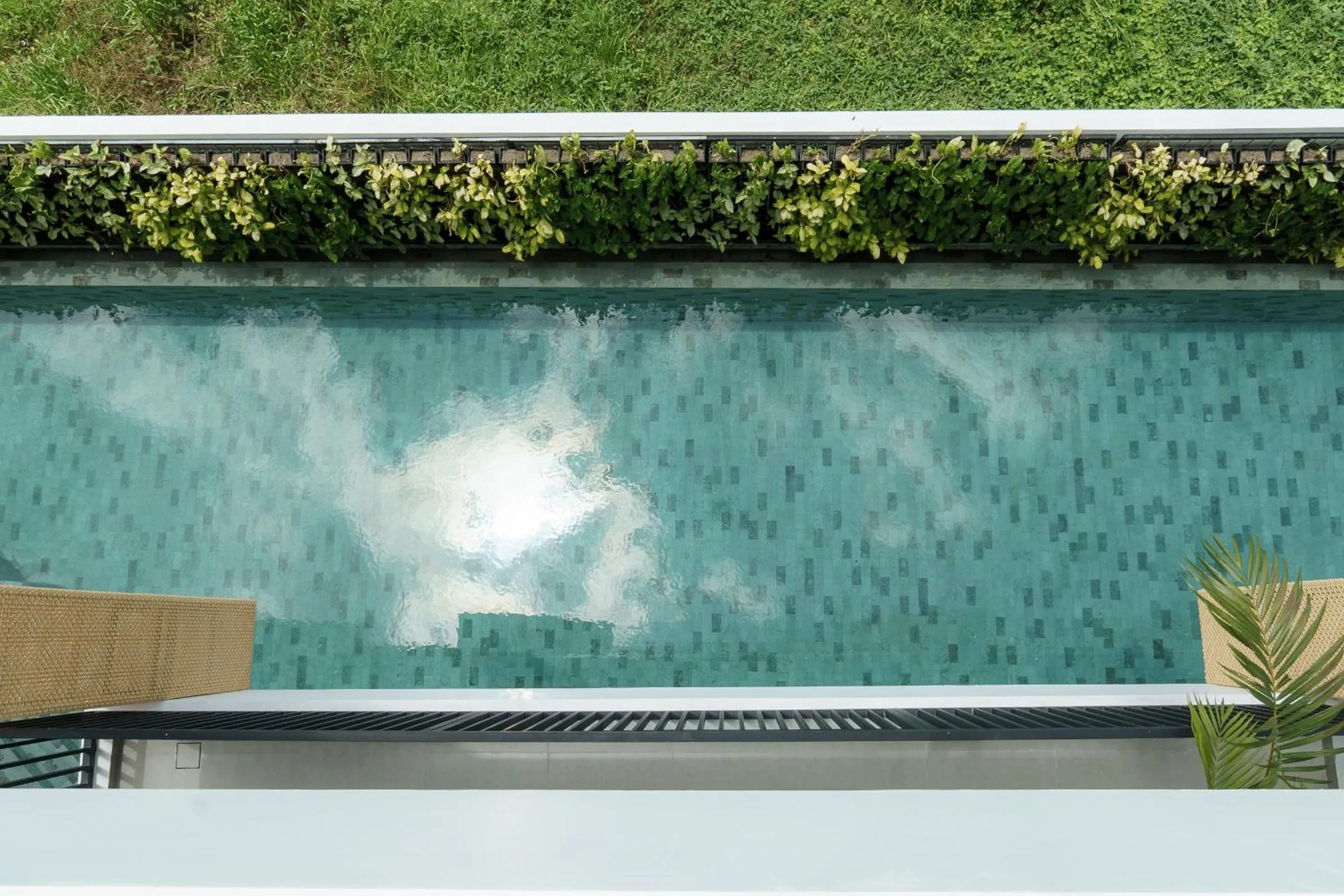 Pool view in Sunny Aparts 1