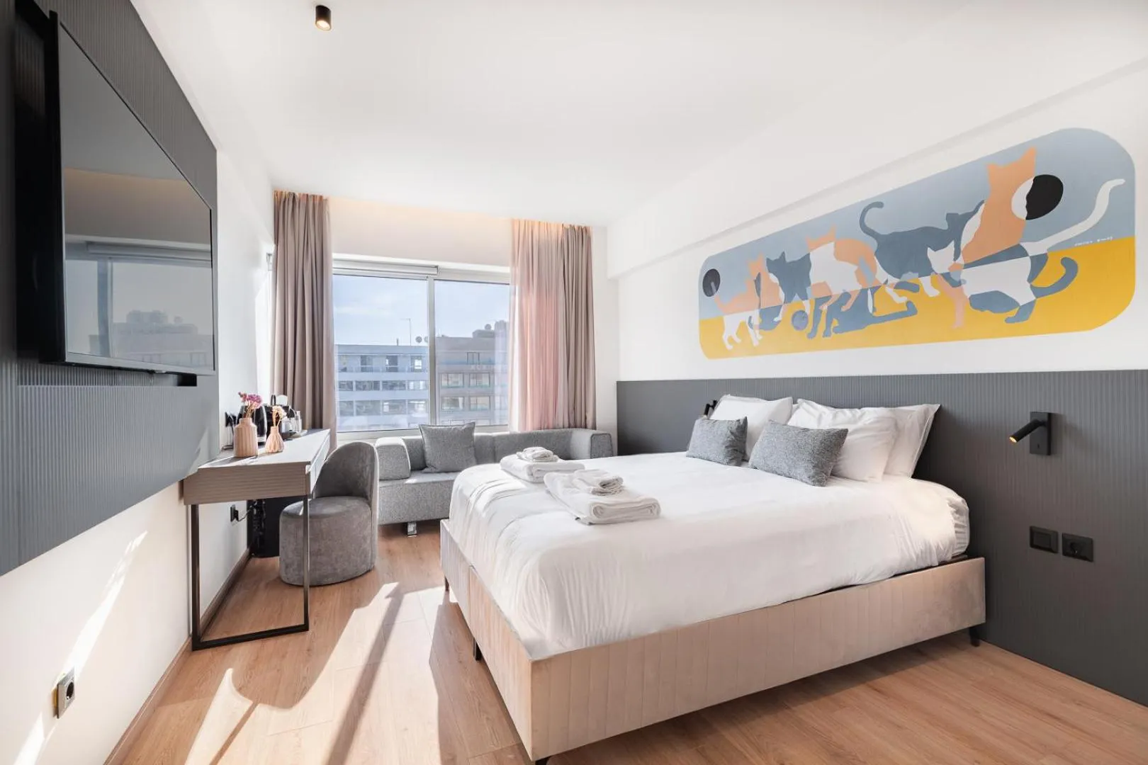 Dina & McAllister Rooms & Suites