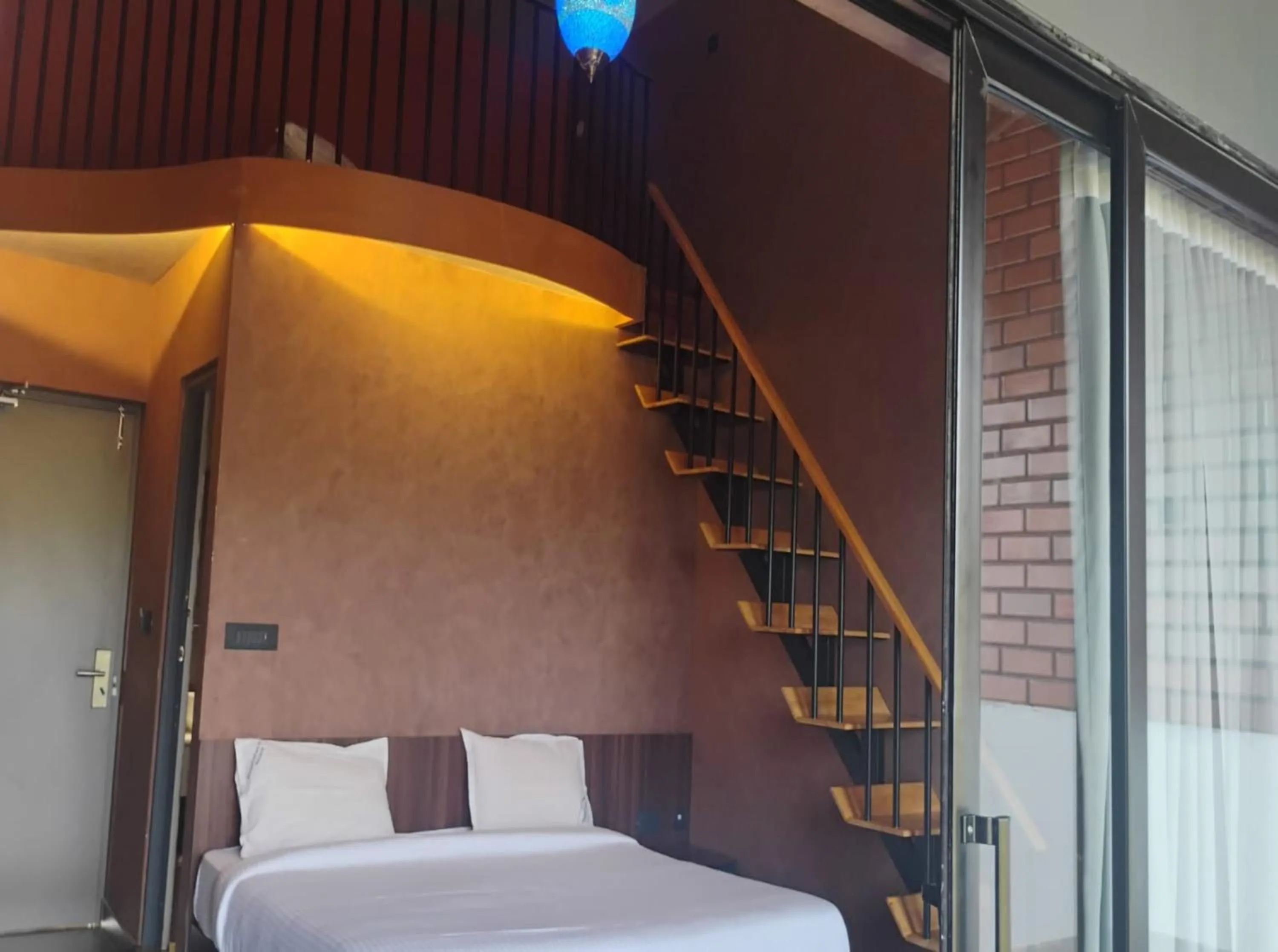 Bedroom, Bed in WINTEL WILD