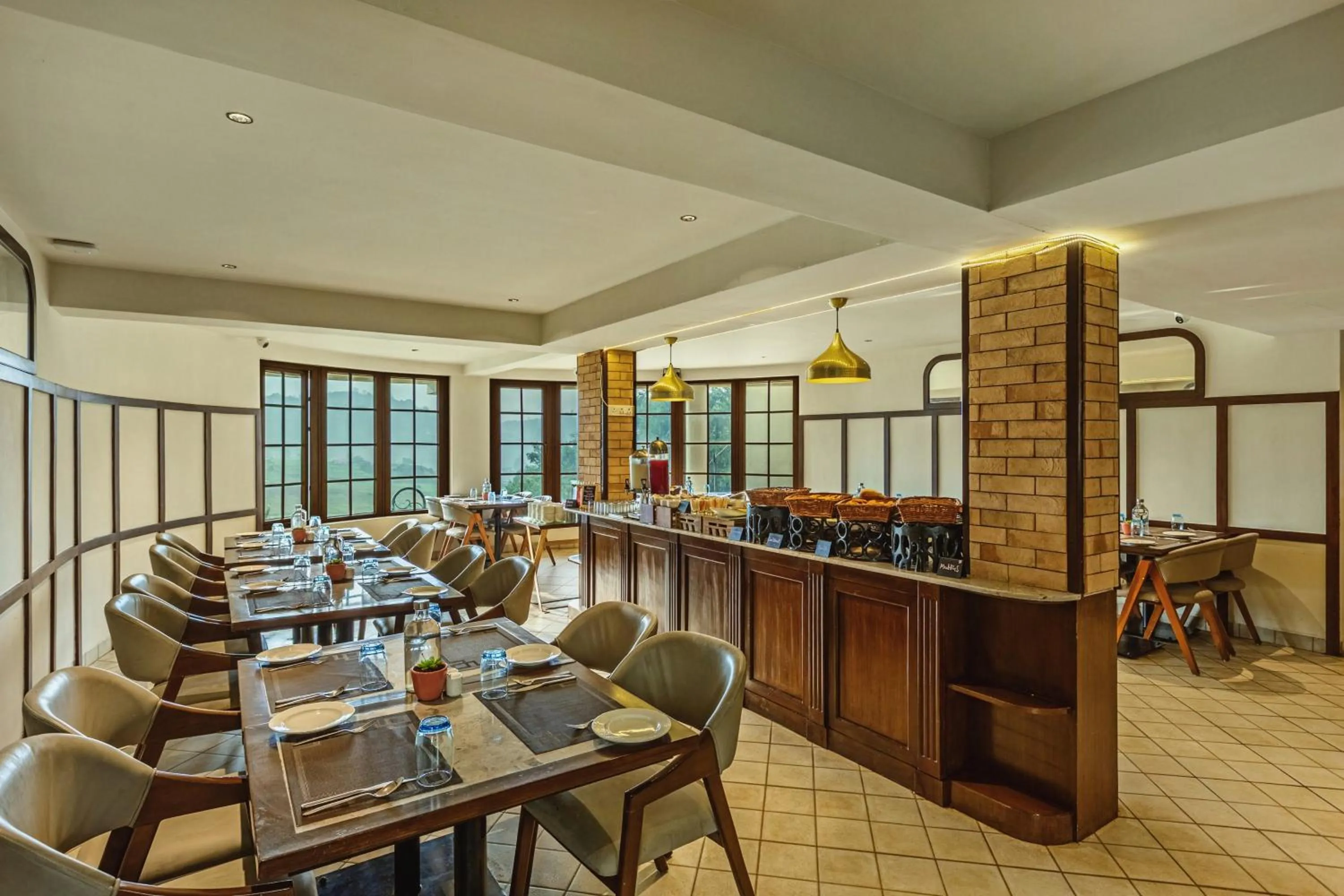 Restaurant/places to eat in Mango Hill Shola Ooty