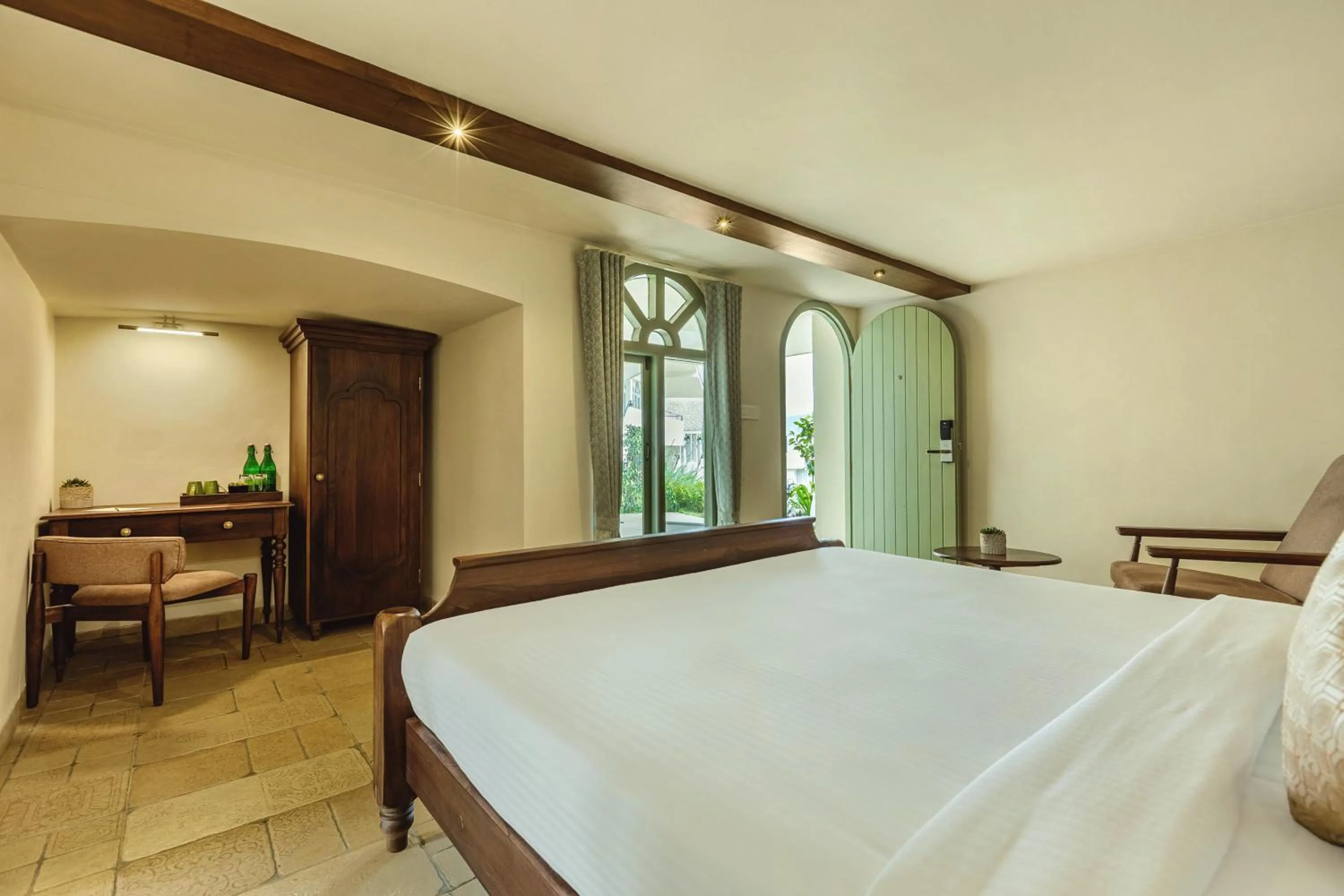 Photo of the whole room, Bed in Mango Hill Shola Ooty