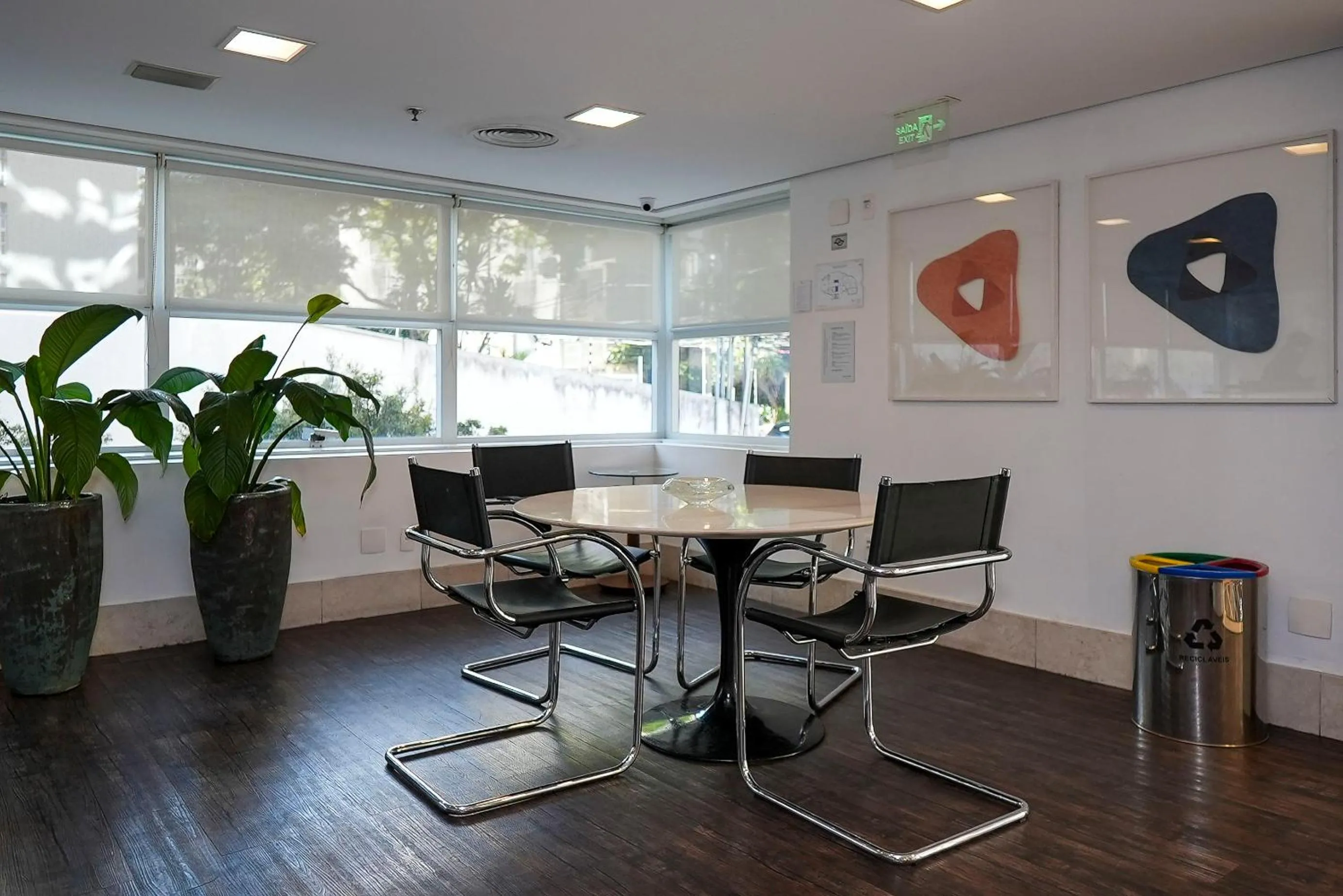 Seating area in Mercure Sao Paulo Jardins