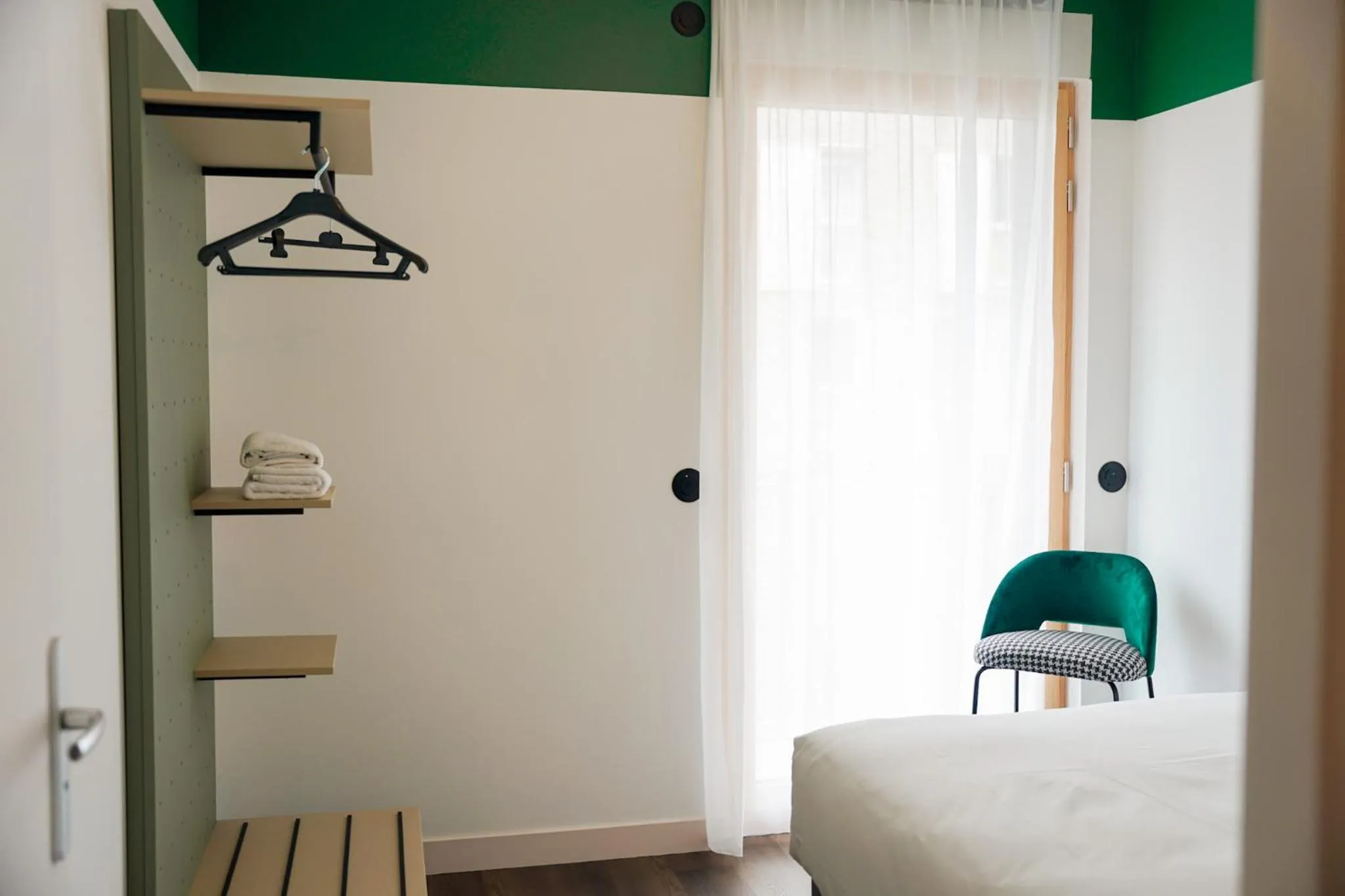 Bed in All Suites Appart Hôtel et Hôtel - Paris 13 - Porte d'Italie