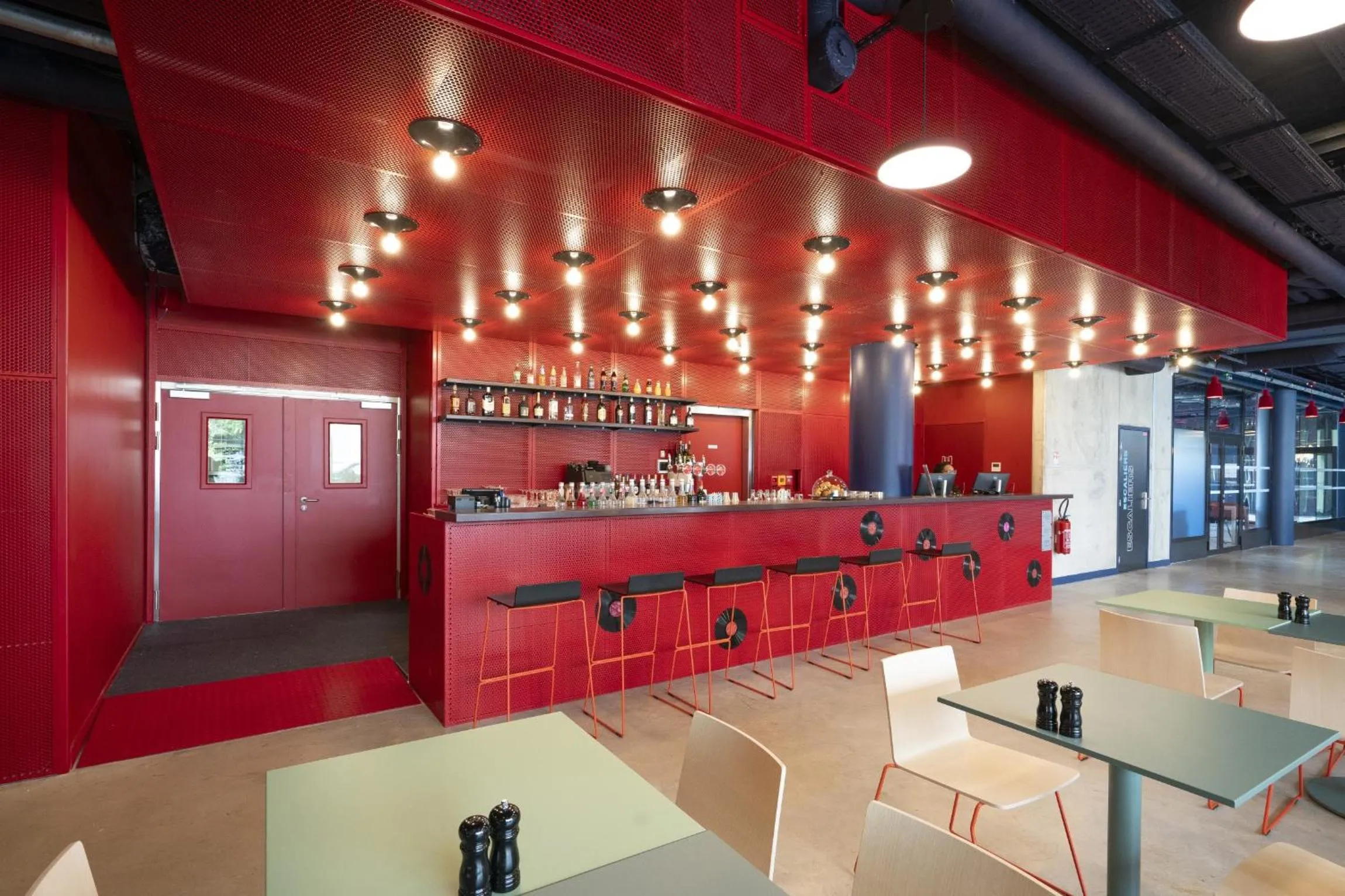 Lobby or reception in All Suites Appart Hôtel et Hôtel - Paris 13 - Porte d'Italie