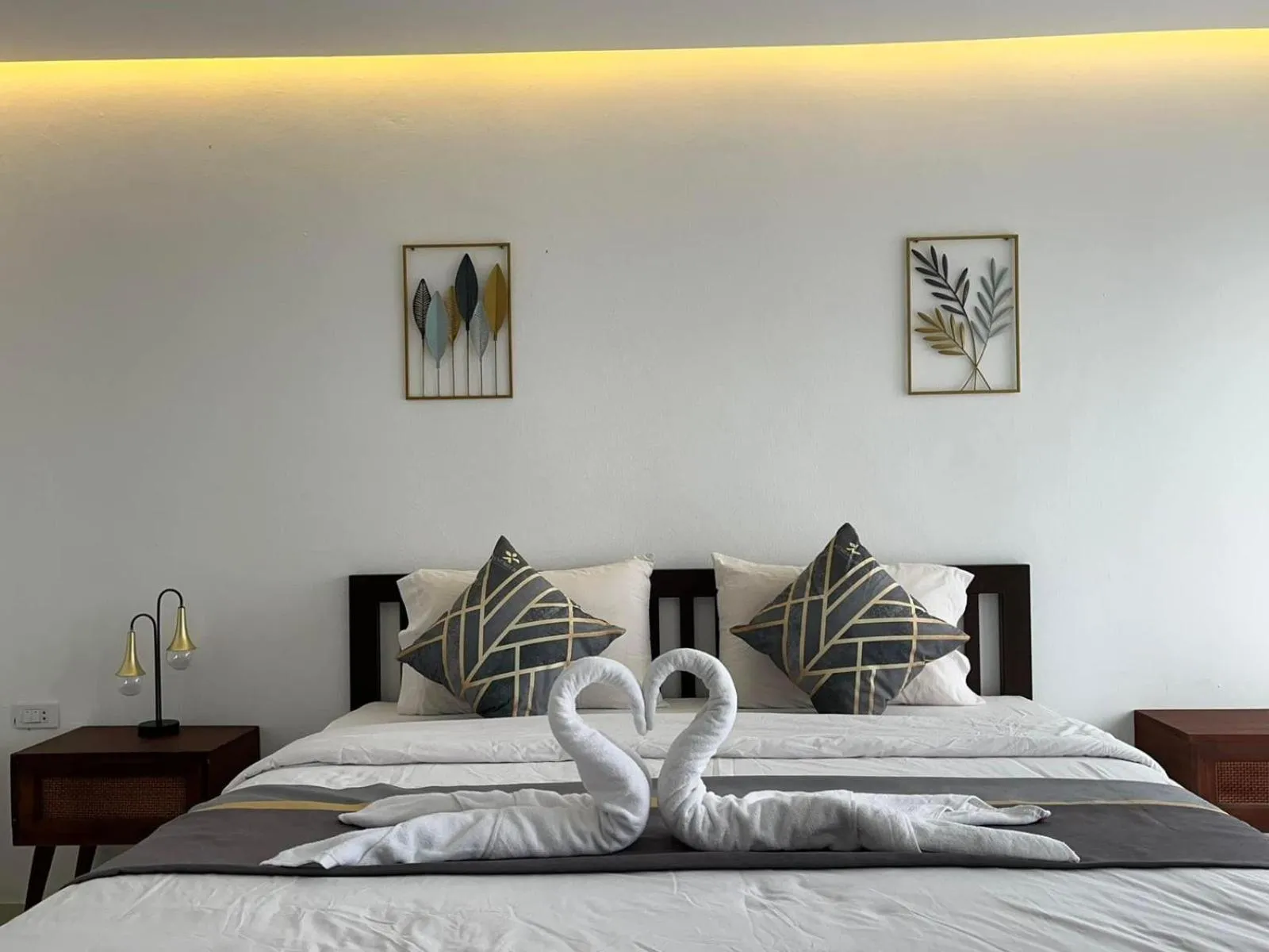 Bed in Remember Vangvieng Hotel