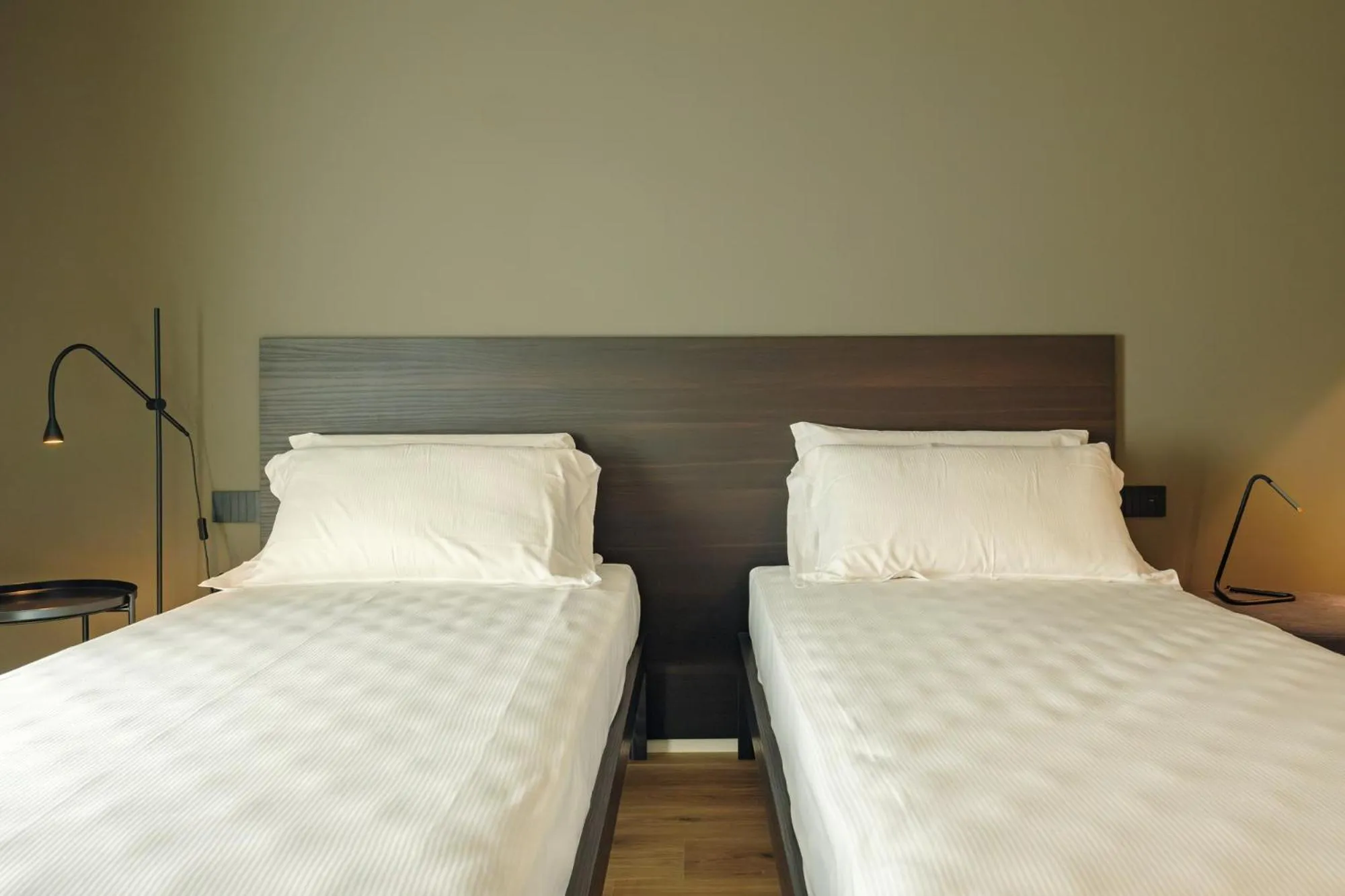 Bedroom, Bed in Camoma Aparthotel - Suites Apartments