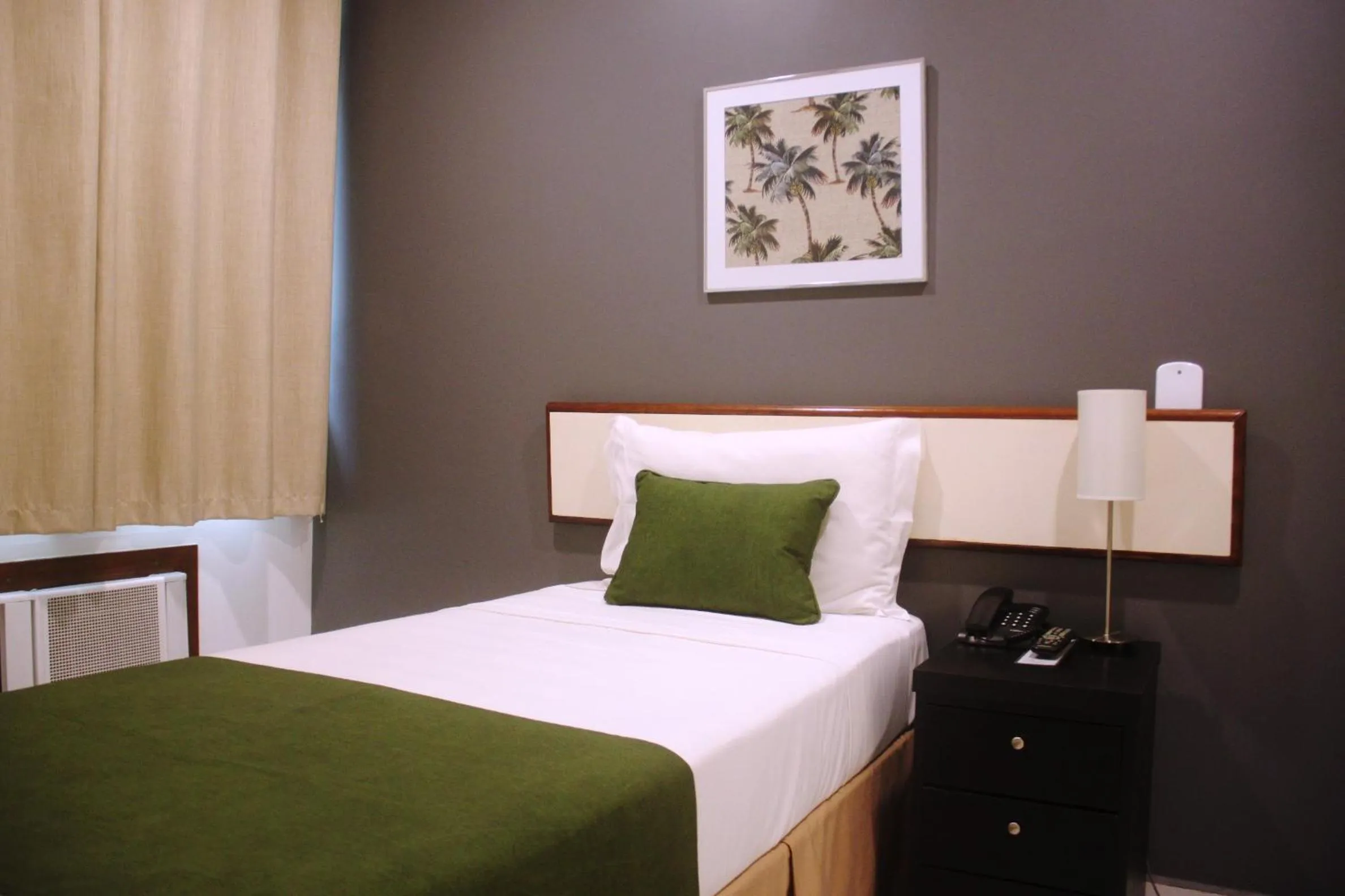 Bedroom, Bed in Infinity Copacabana