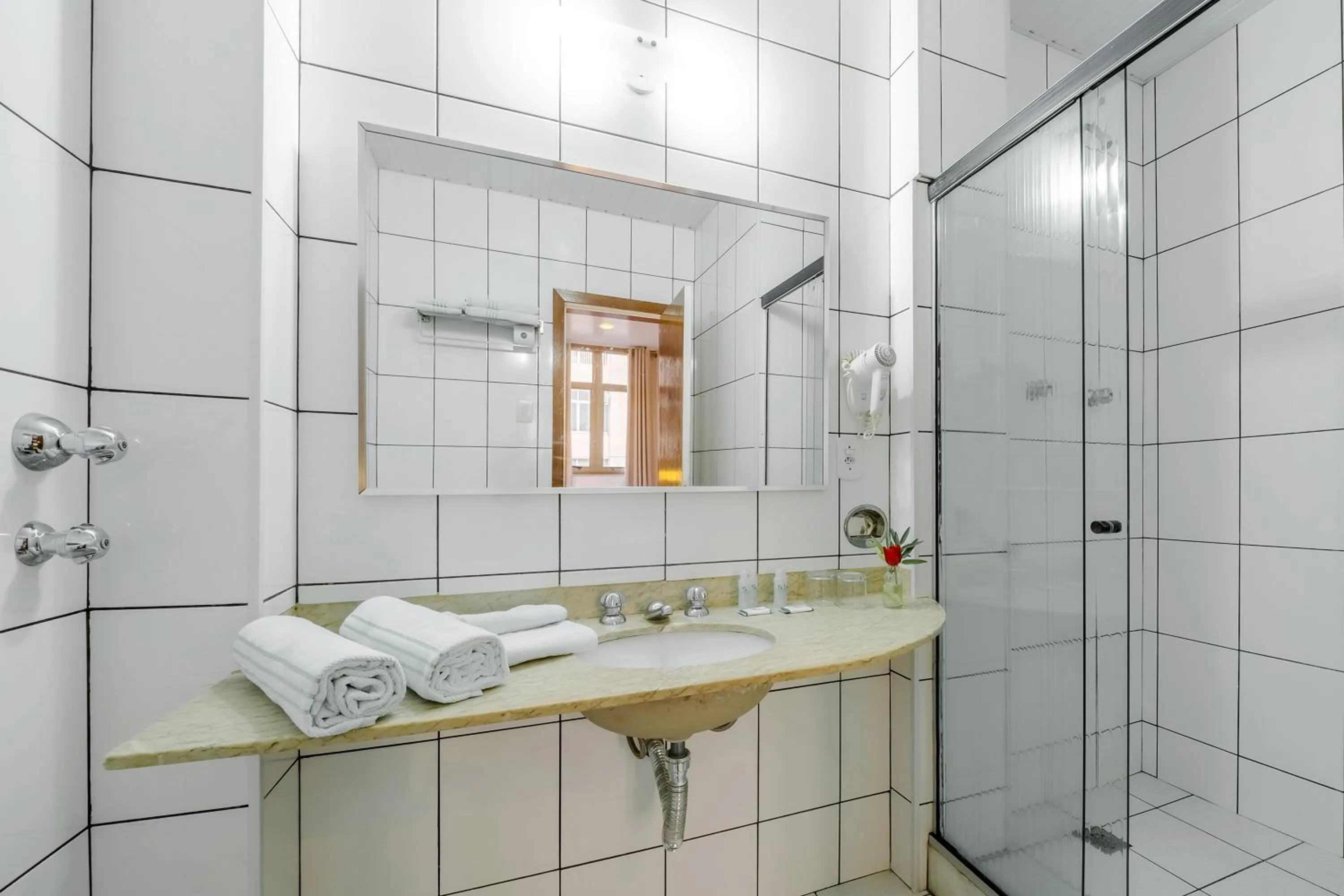 Bathroom in Infinity Copacabana