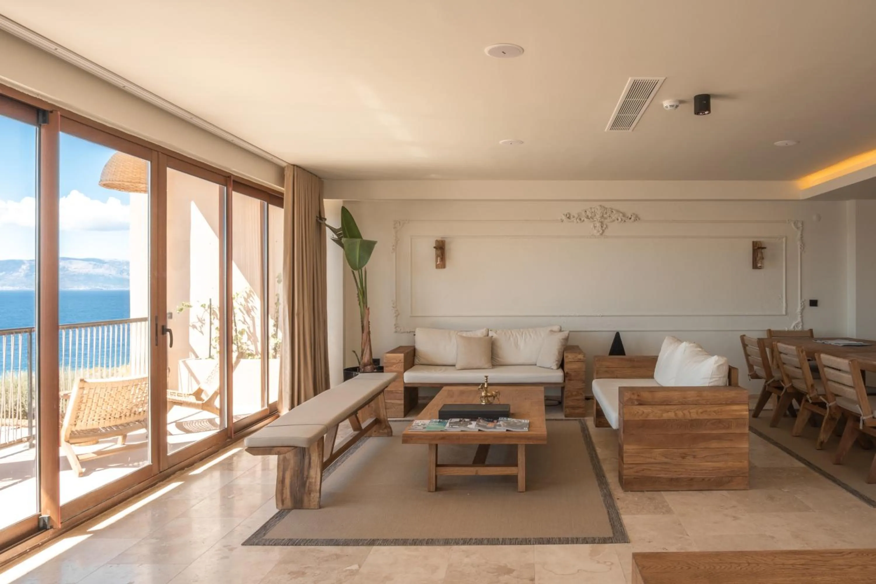 Lobby or reception in The Local House Ayasaranda