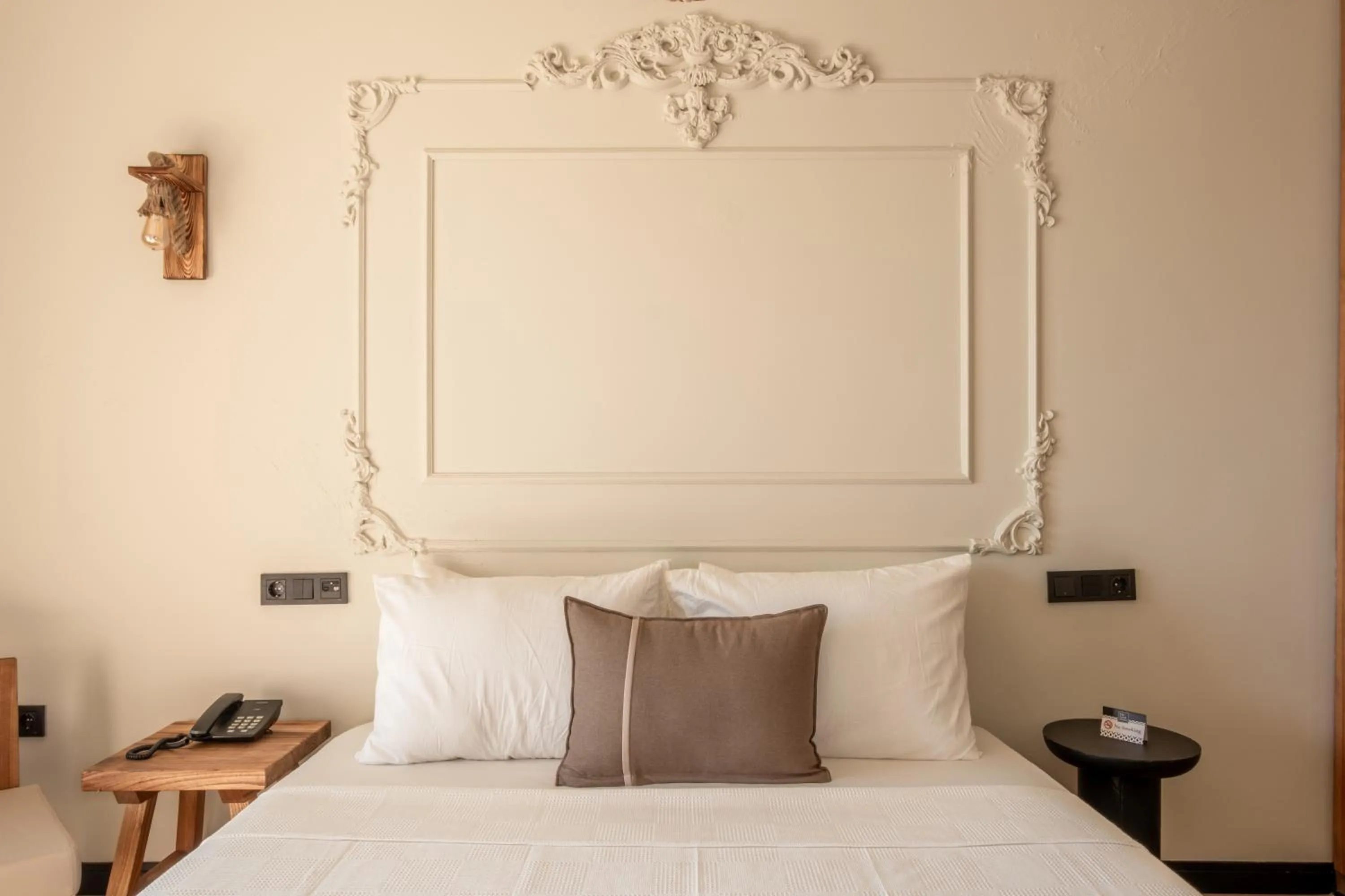 Bed in The Local House Ayasaranda