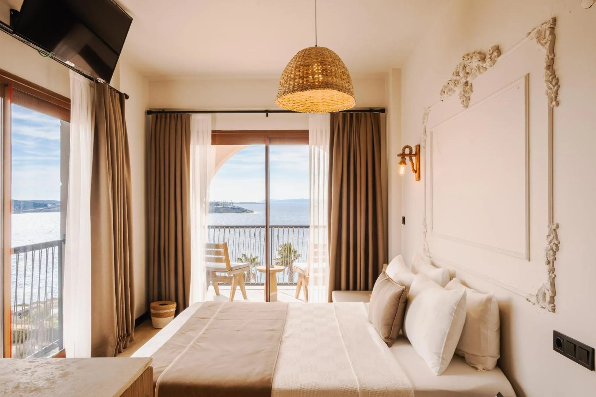 Bedroom in The Local House Ayasaranda