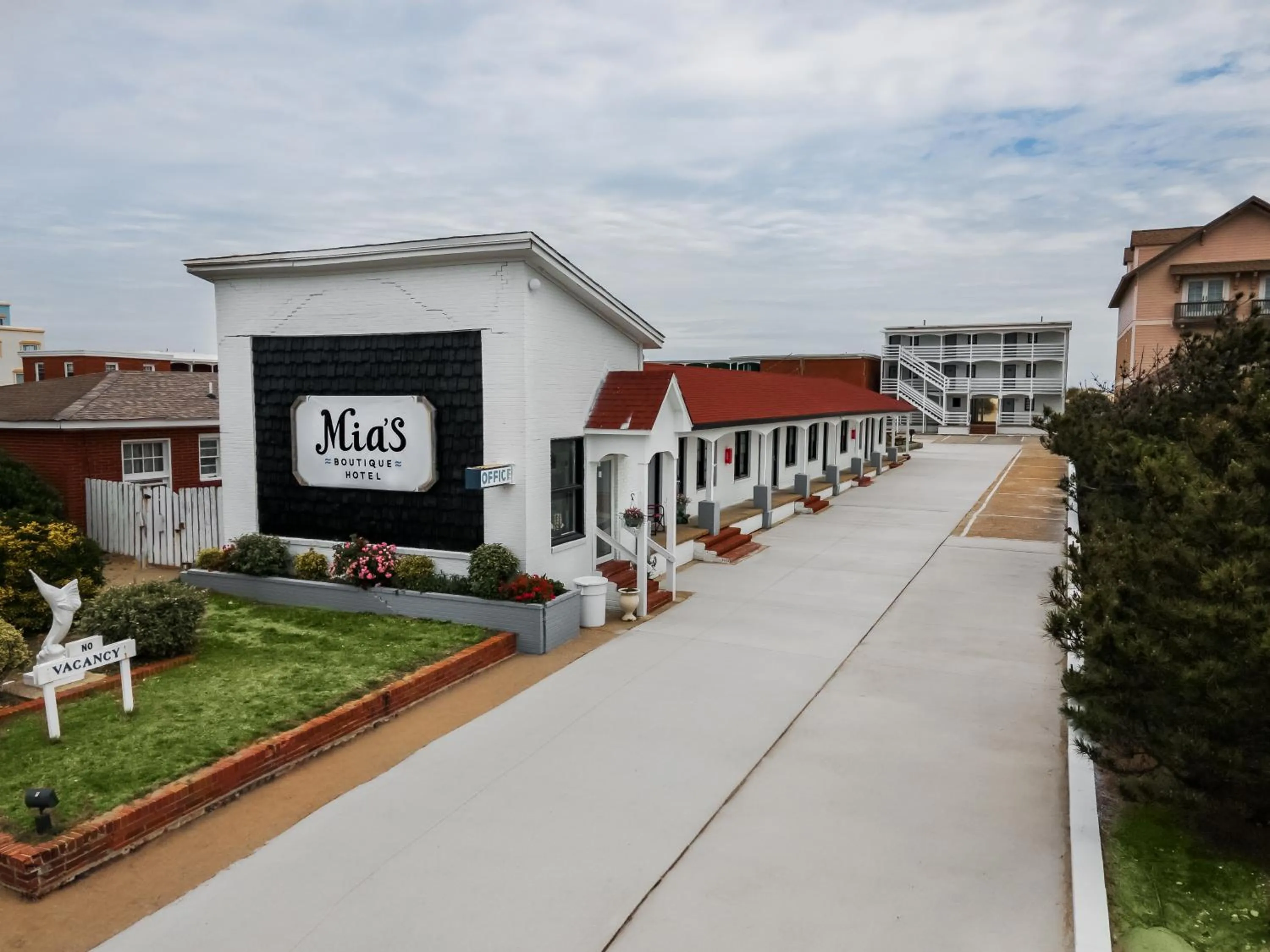 Property building in Mia's Boutique Hotel