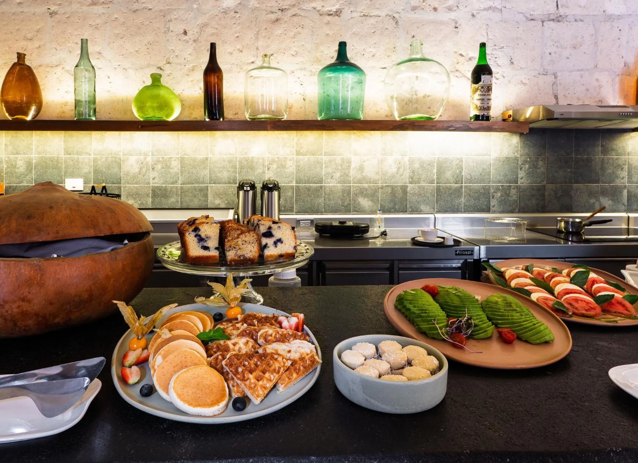 Breakfast in Palacio Guaqui by Ananay Hotels