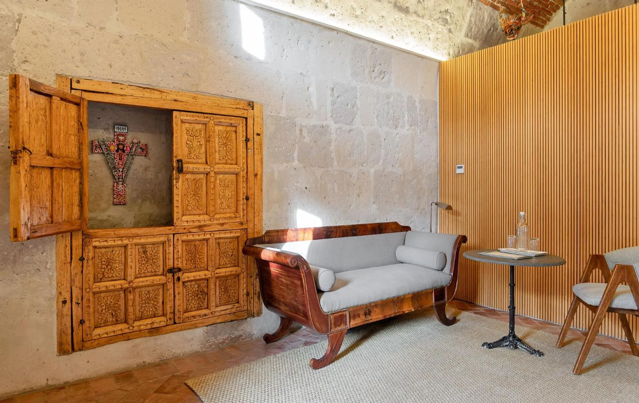 Living room in Palacio Guaqui by Ananay Hotels