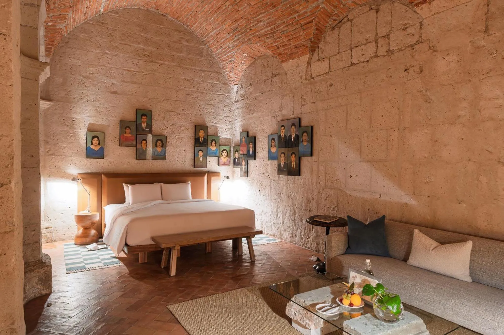 Photo of the whole room, Bed in Palacio Guaqui by Ananay Hotels