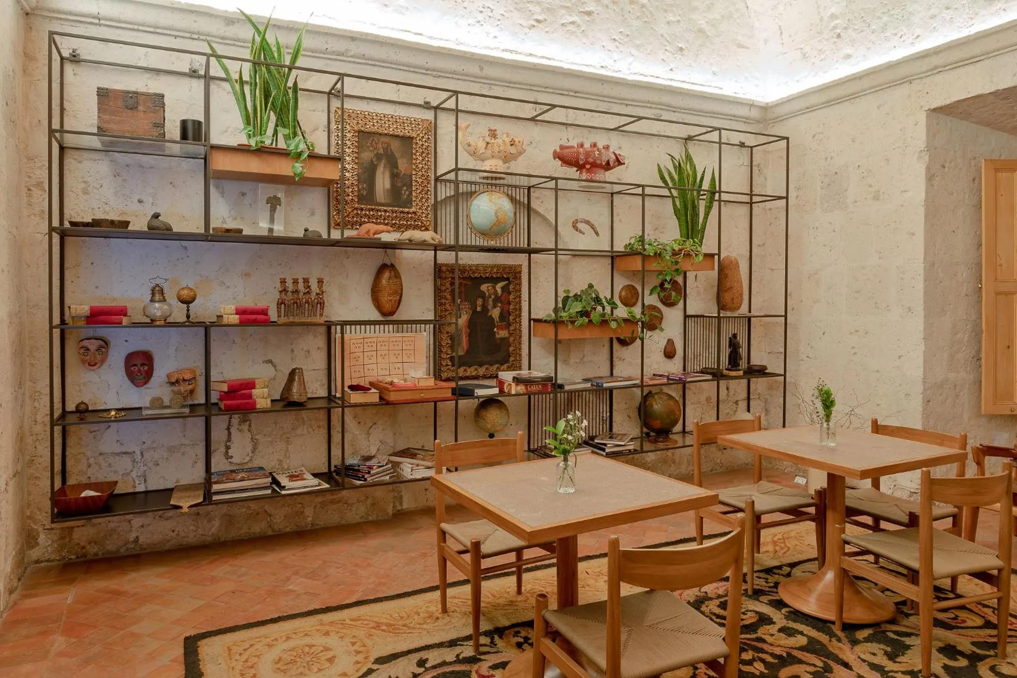Restaurant/places to eat in Palacio Guaqui by Ananay Hotels