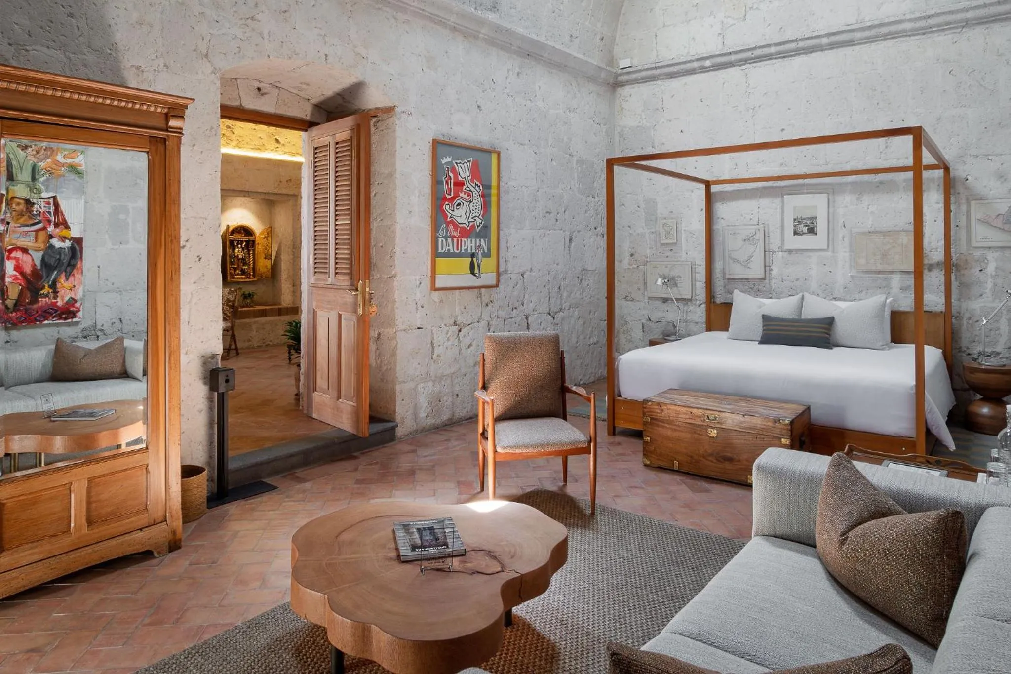 Photo of the whole room, Bed in Palacio Guaqui by Ananay Hotels