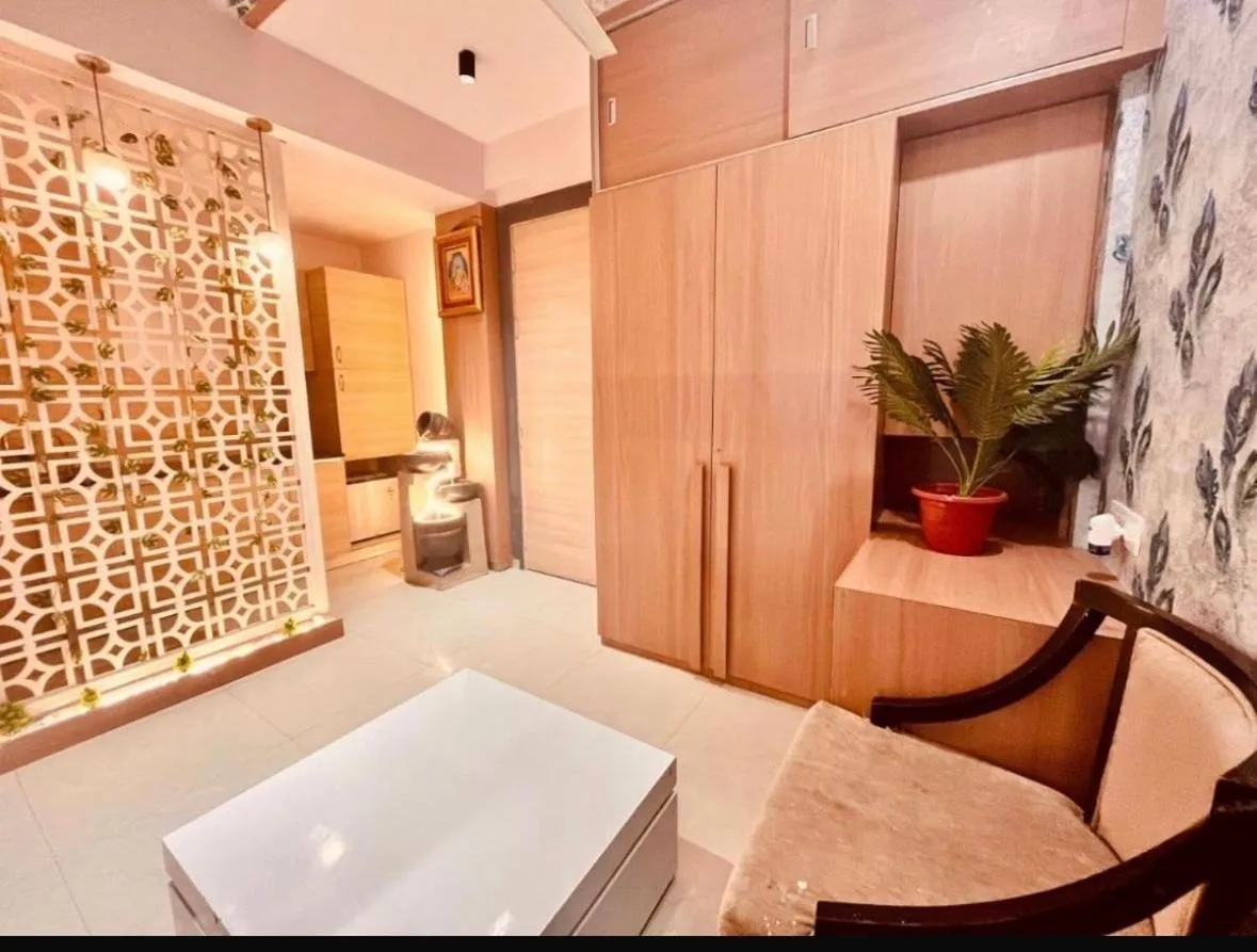 Vrindavan serenity hotel & suites