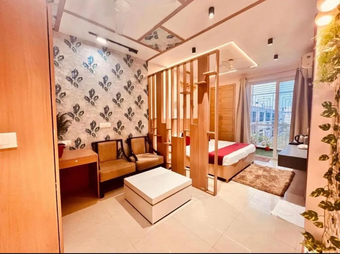 Vrindavan serenity hotel & suites