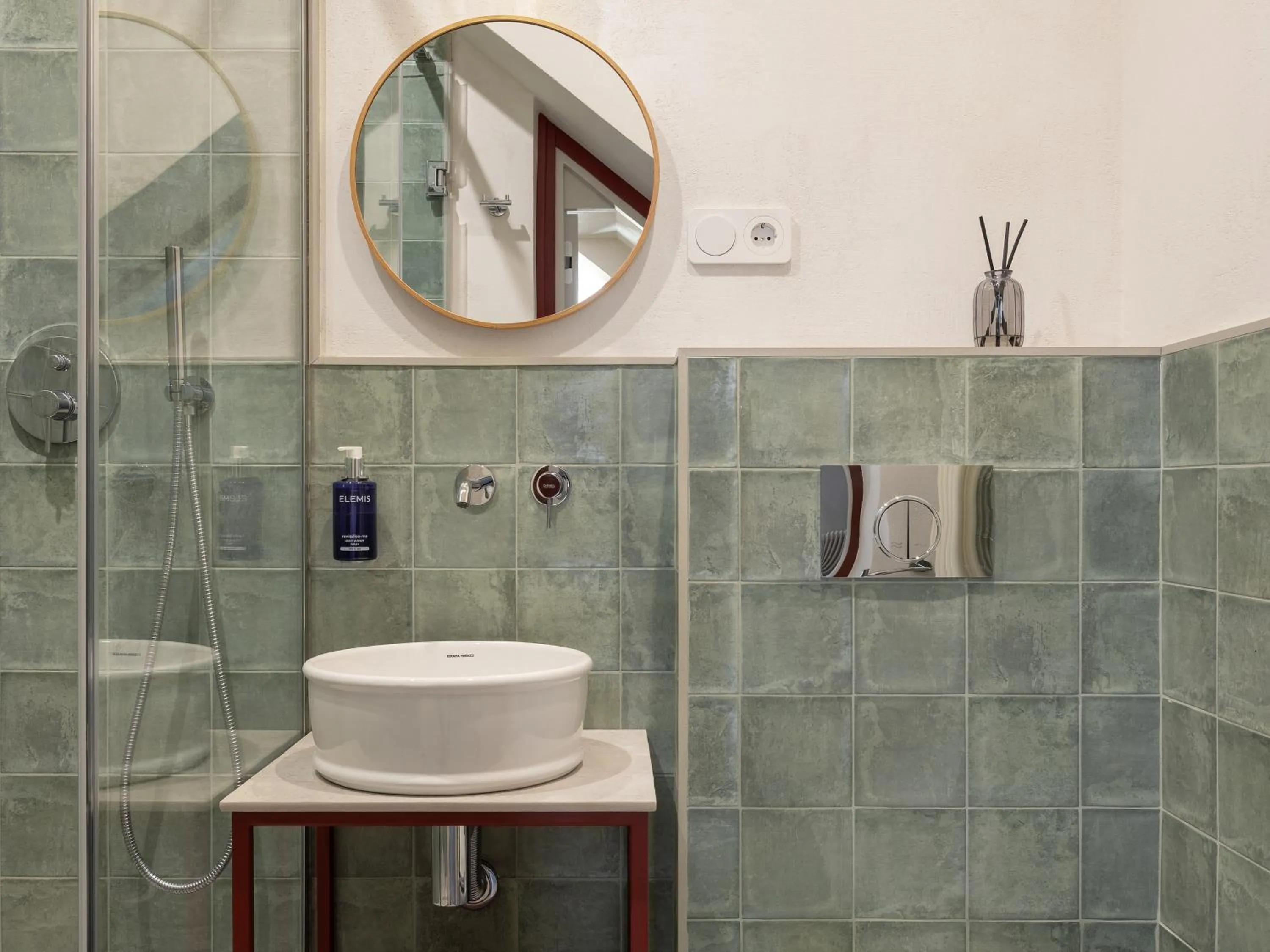 Bathroom in Apart-In Georgia