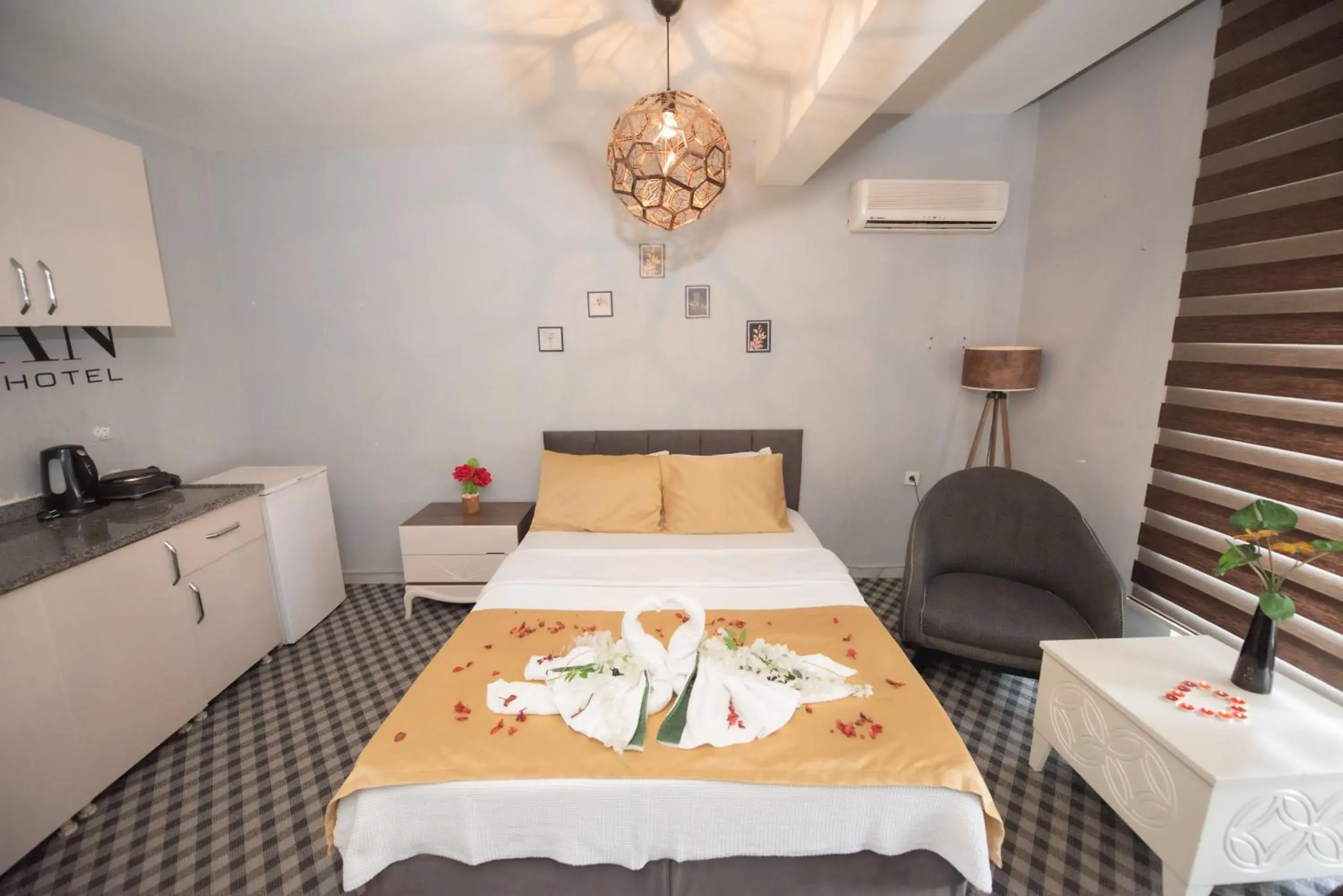 Economy Double Room in Palvan Hotel Economy Double Room in Palvan Hotel