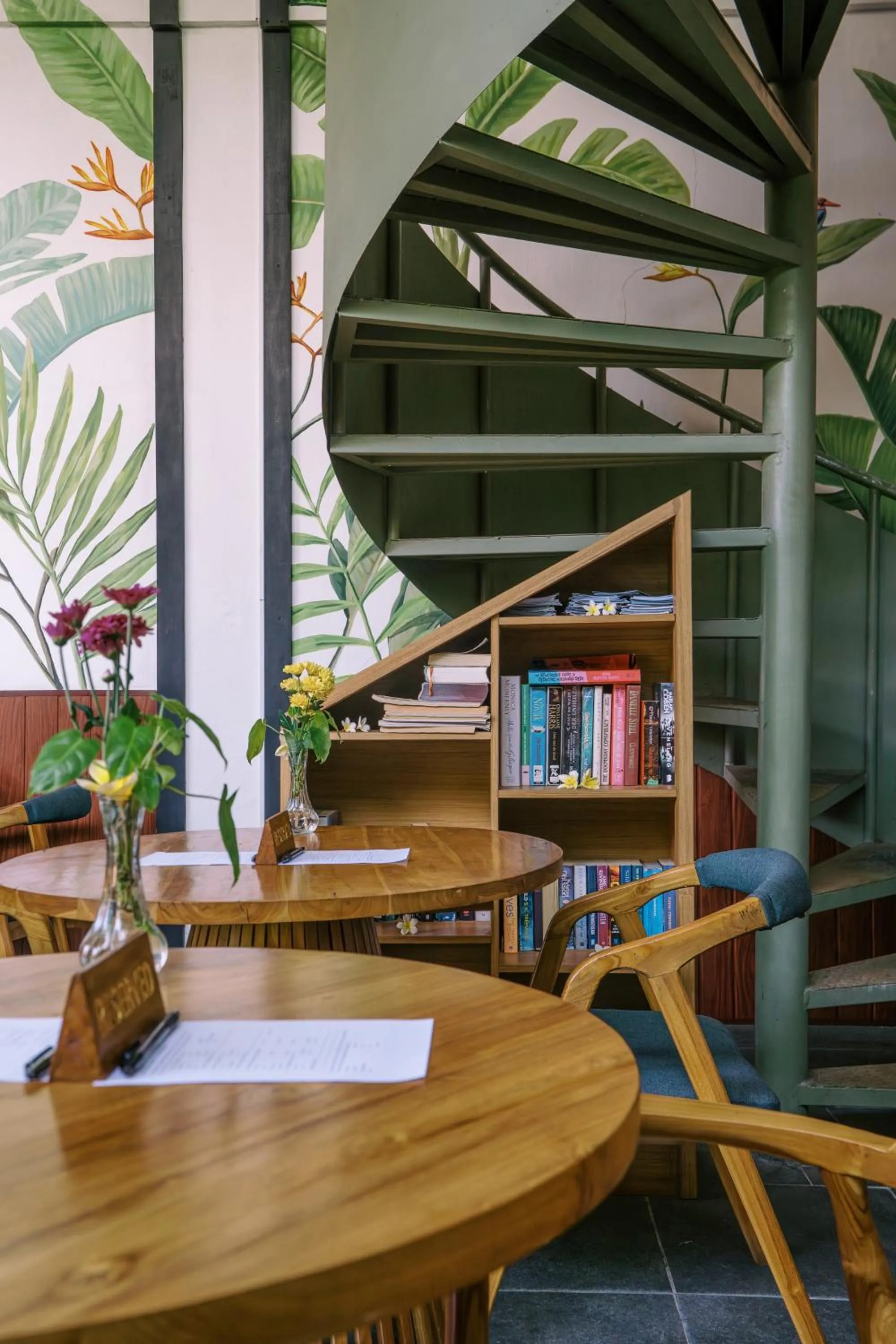 Library in Abian Klumpu Villa & Spa Sanur Bali