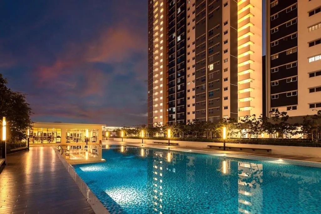 Property building in Alanis by MOKA at SEPANG