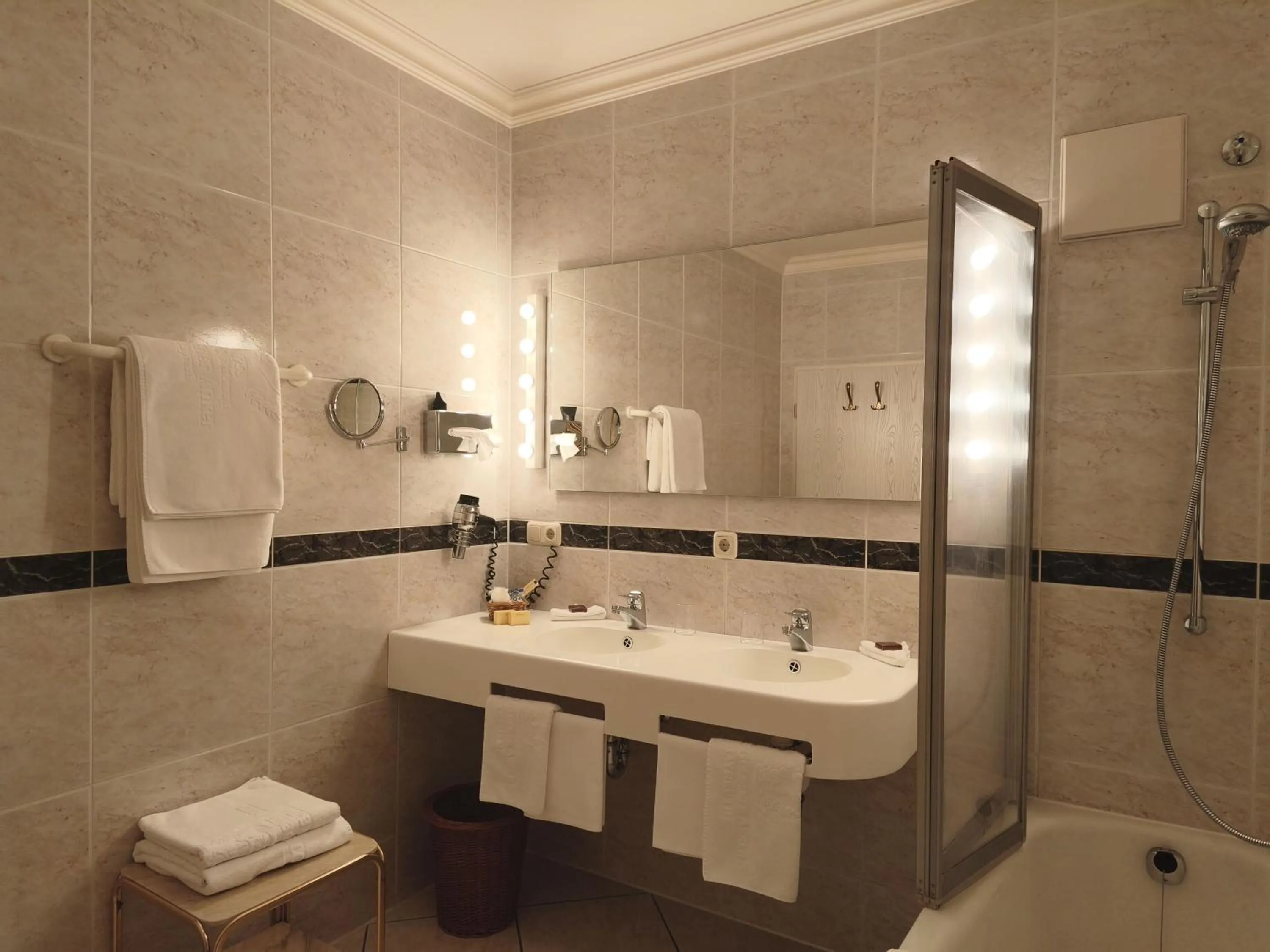 Bathroom in Hotel Goldener Anker