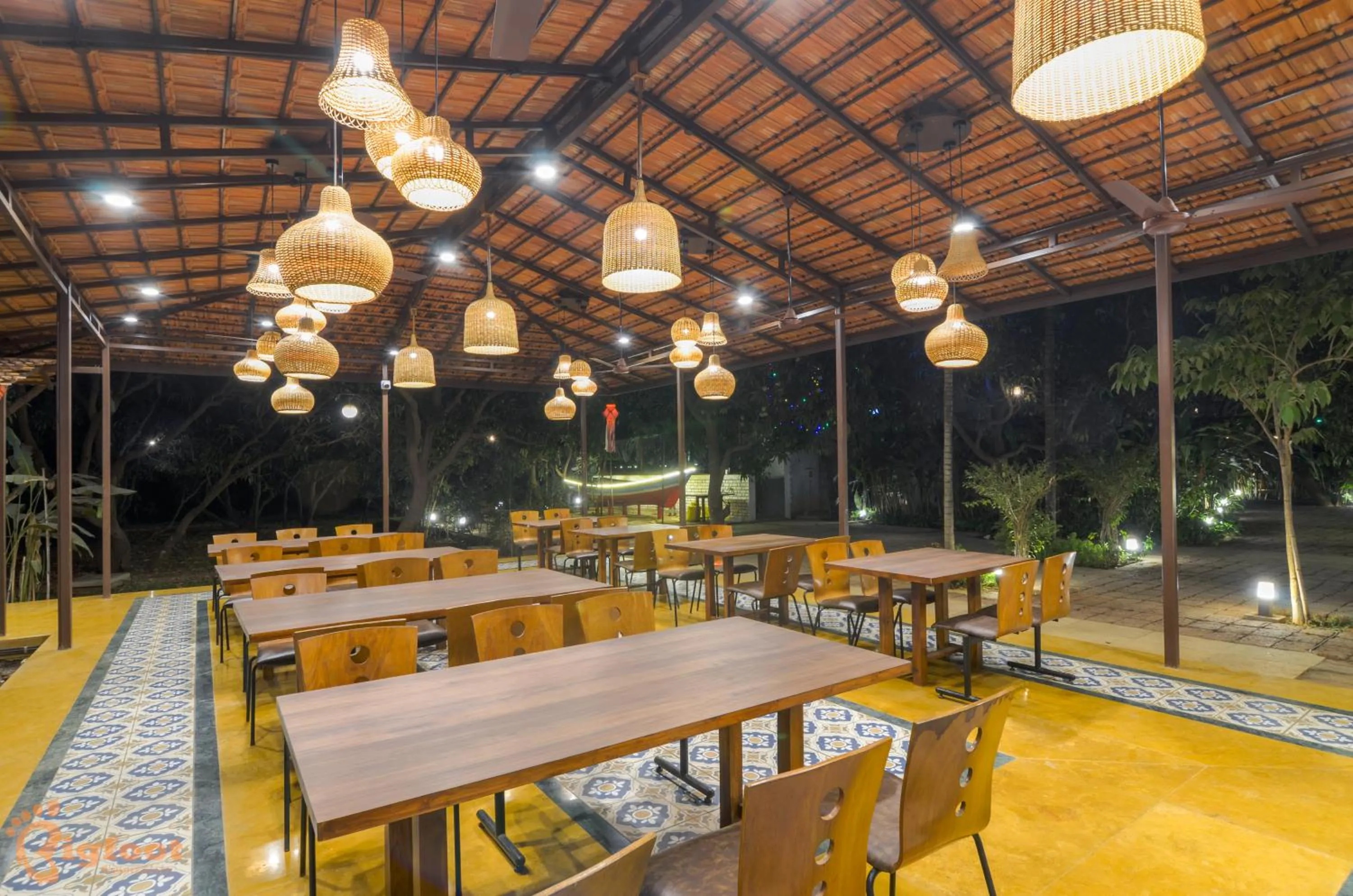 Restaurant/places to eat in Jomo Resort