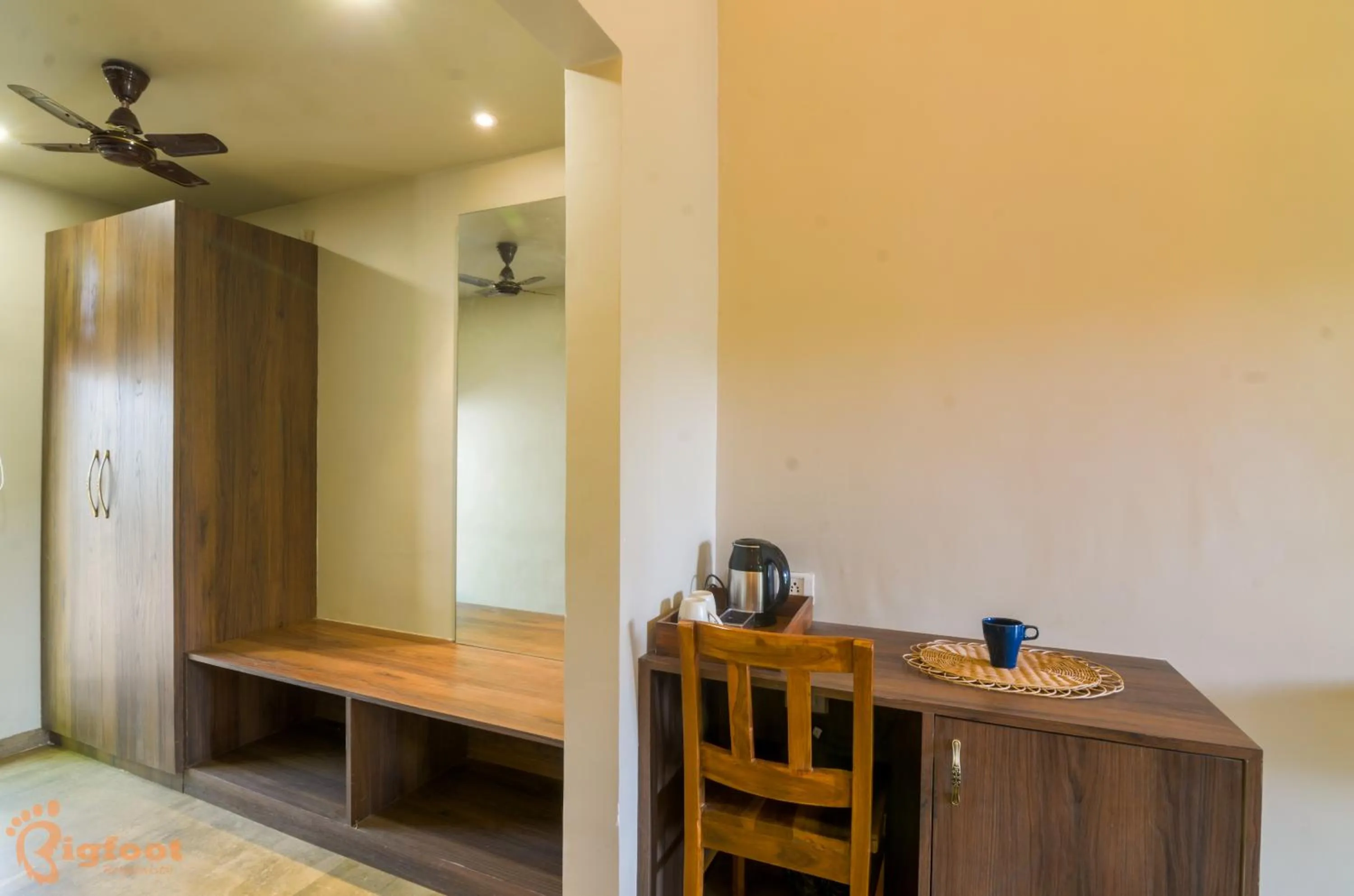 Dining area in Jomo Resort