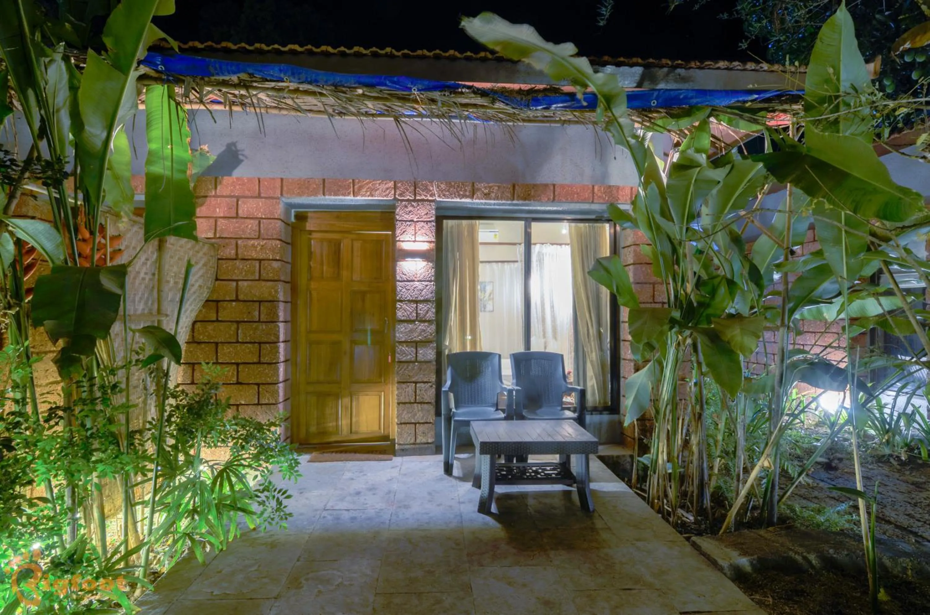 Property building in Jomo Resort