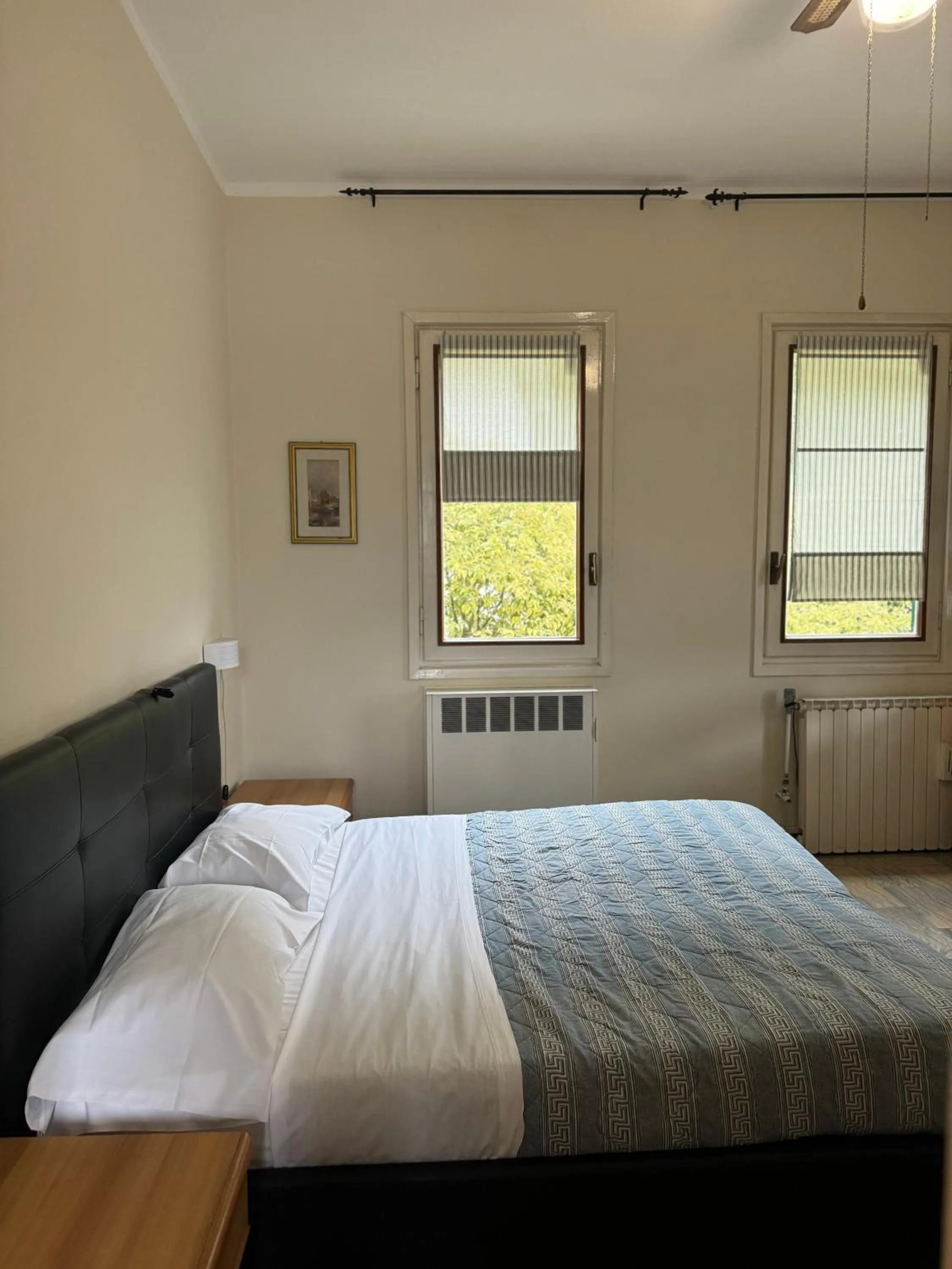 Bed in sleep well motel total