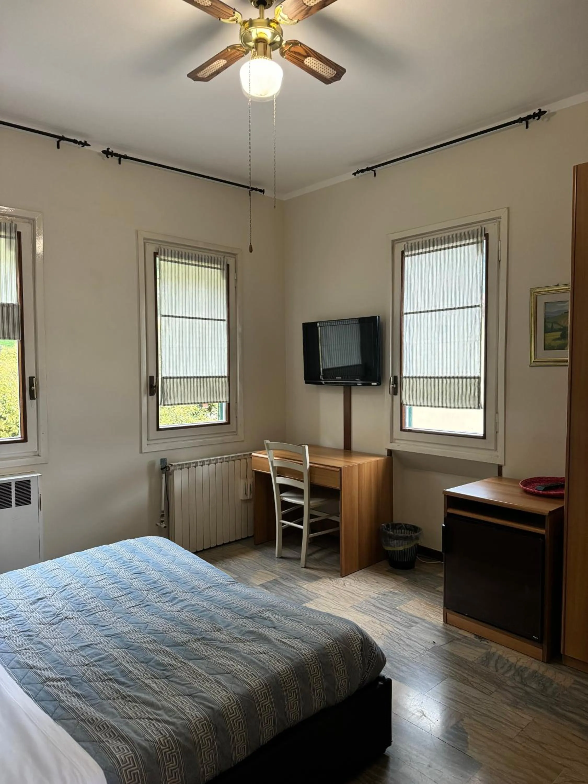 Bed in sleep well motel total