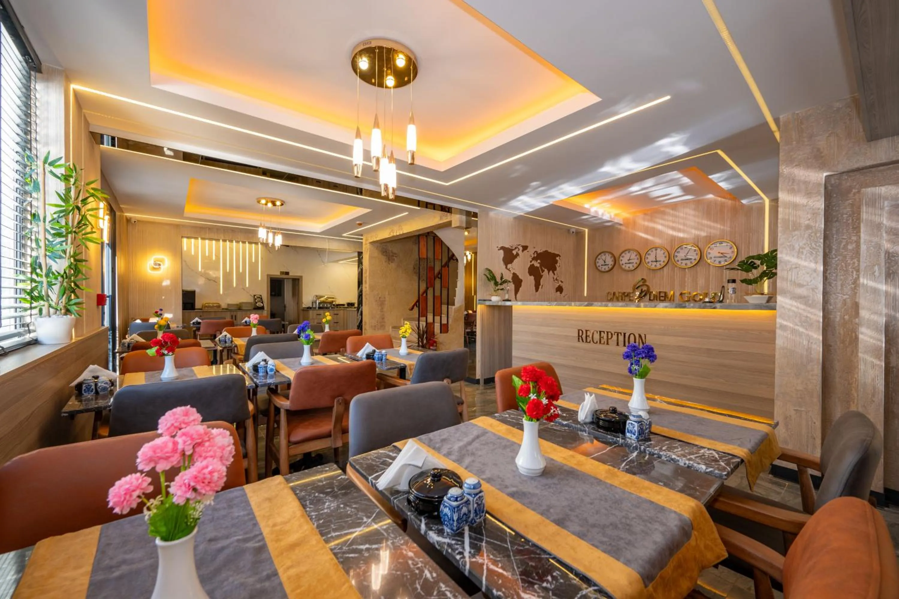 Restaurant/places to eat in Otel Carpediem Gold Kuşadası