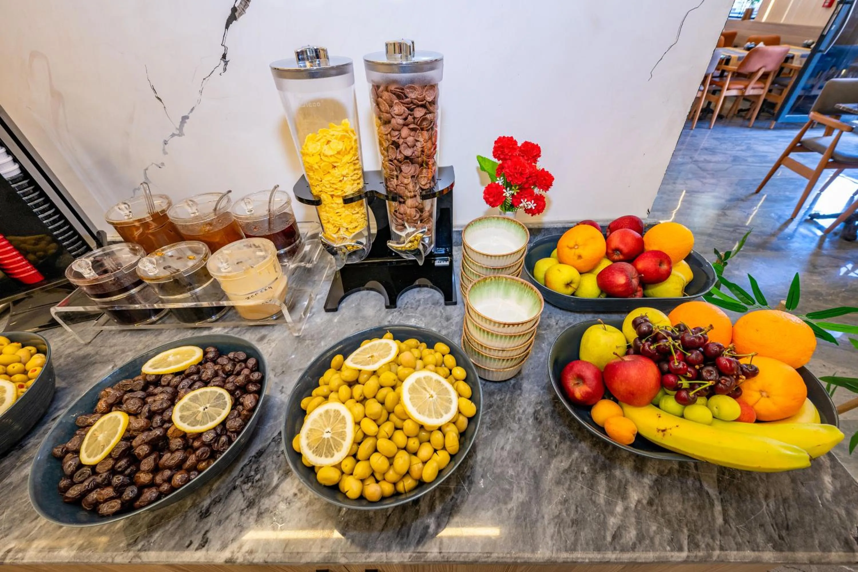 Food and drinks in Otel Carpediem Gold Kuşadası