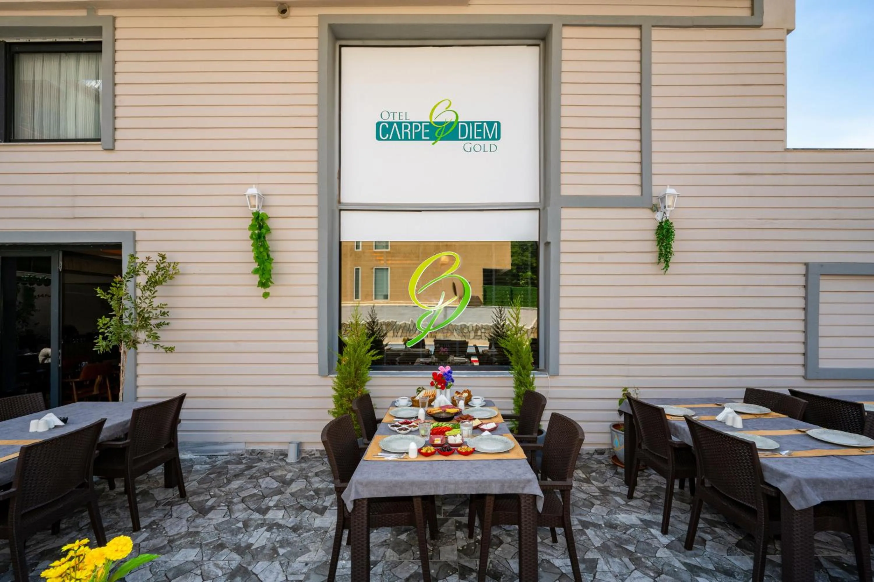 Restaurant/places to eat in Otel Carpediem Gold Kuşadası