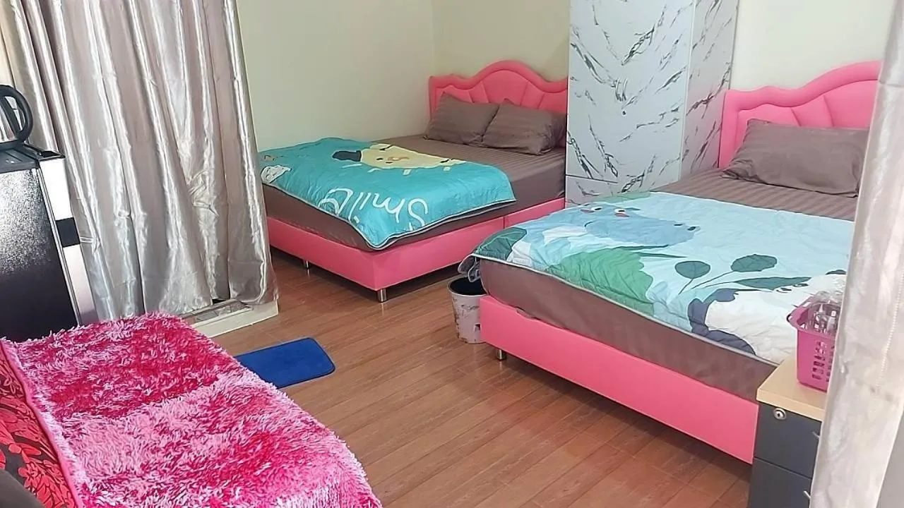 Bed in Nopphadon Hotel