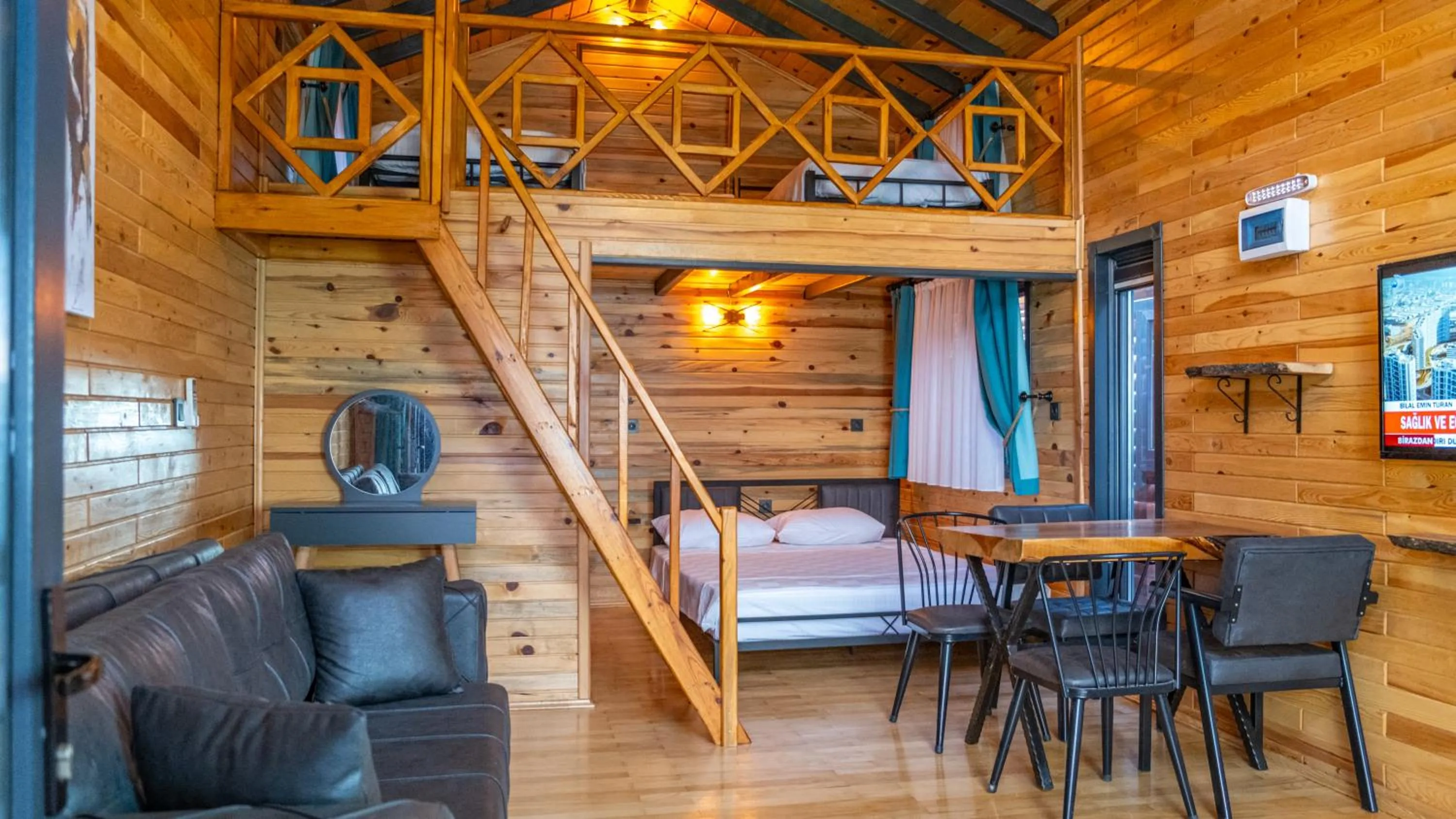 TV and multimedia, Bed in Tringo Bungalov