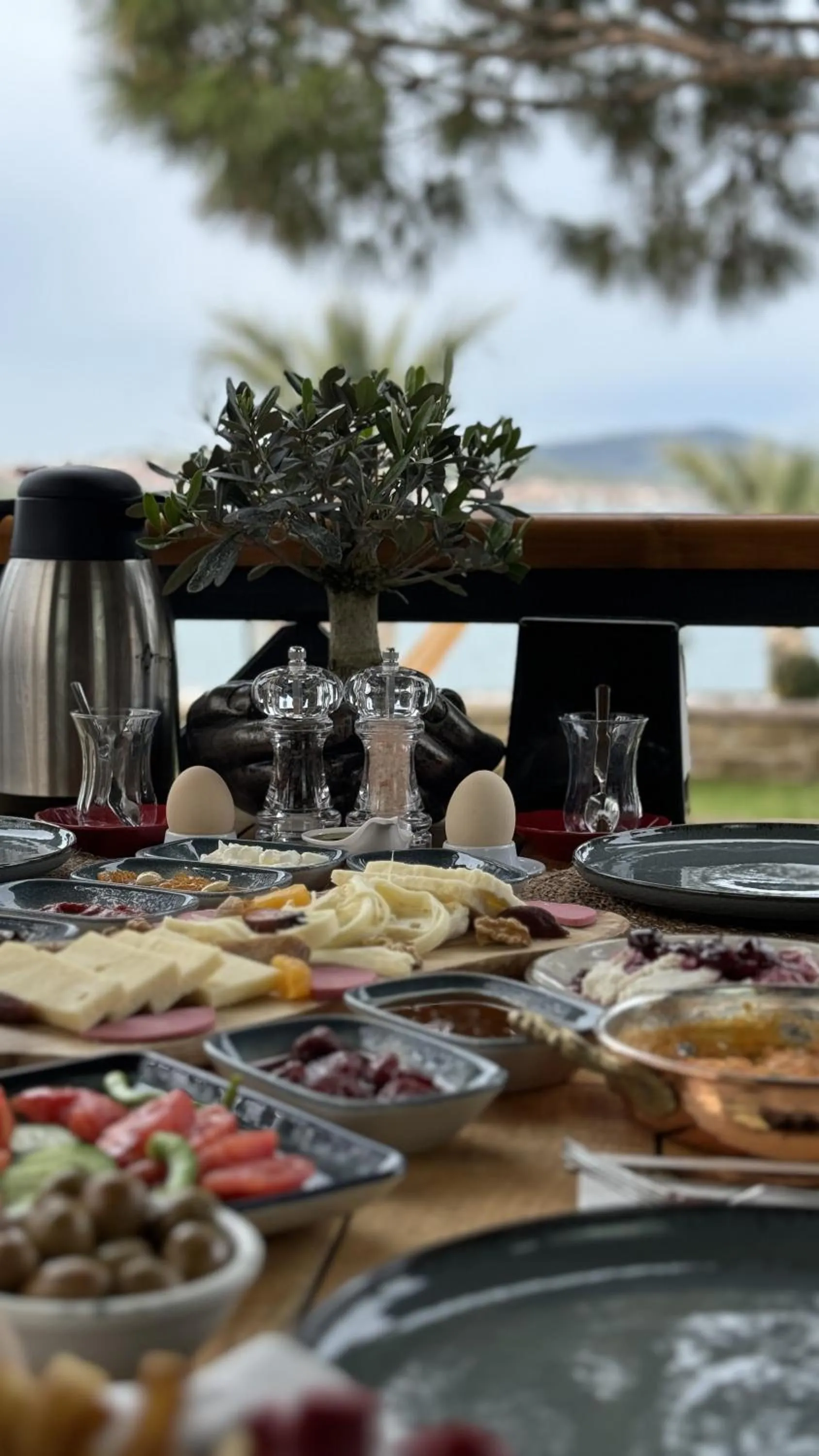 Breakfast in Tringo Bungalov