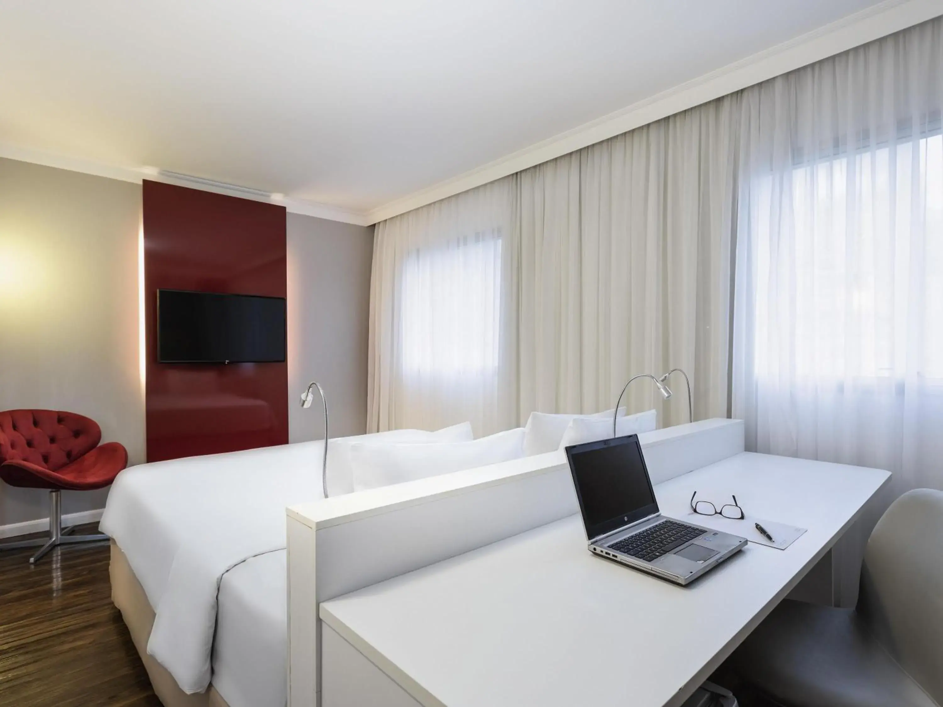 Bedroom, Bed in Mercure Sao Paulo Paulista Bedroom, Bed in Mercure Sao Paulo Paulista