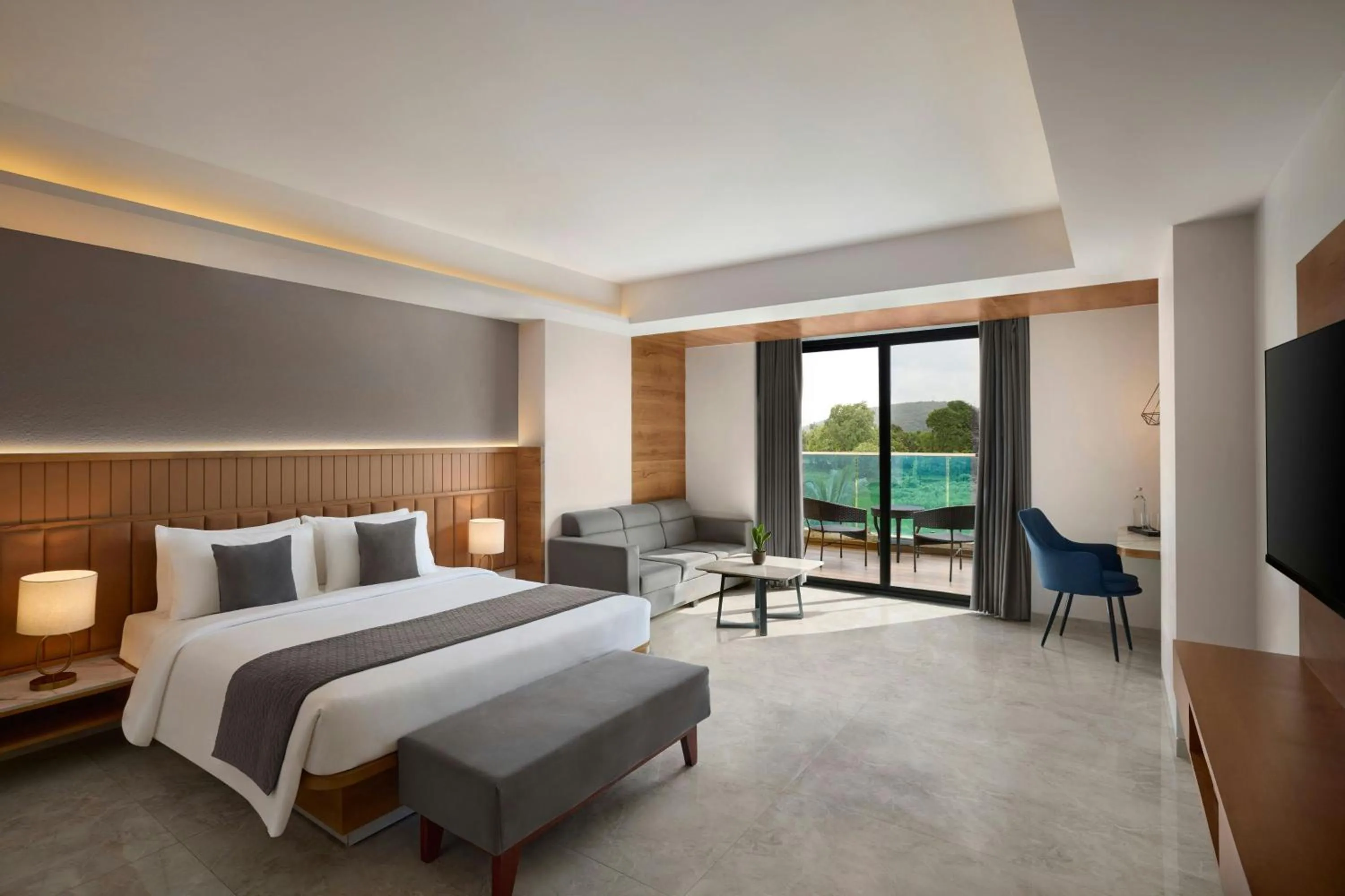 Photo of the whole room, Bed in The Fern Residency, Bhiwandi-Pimplas, Series by Marriott