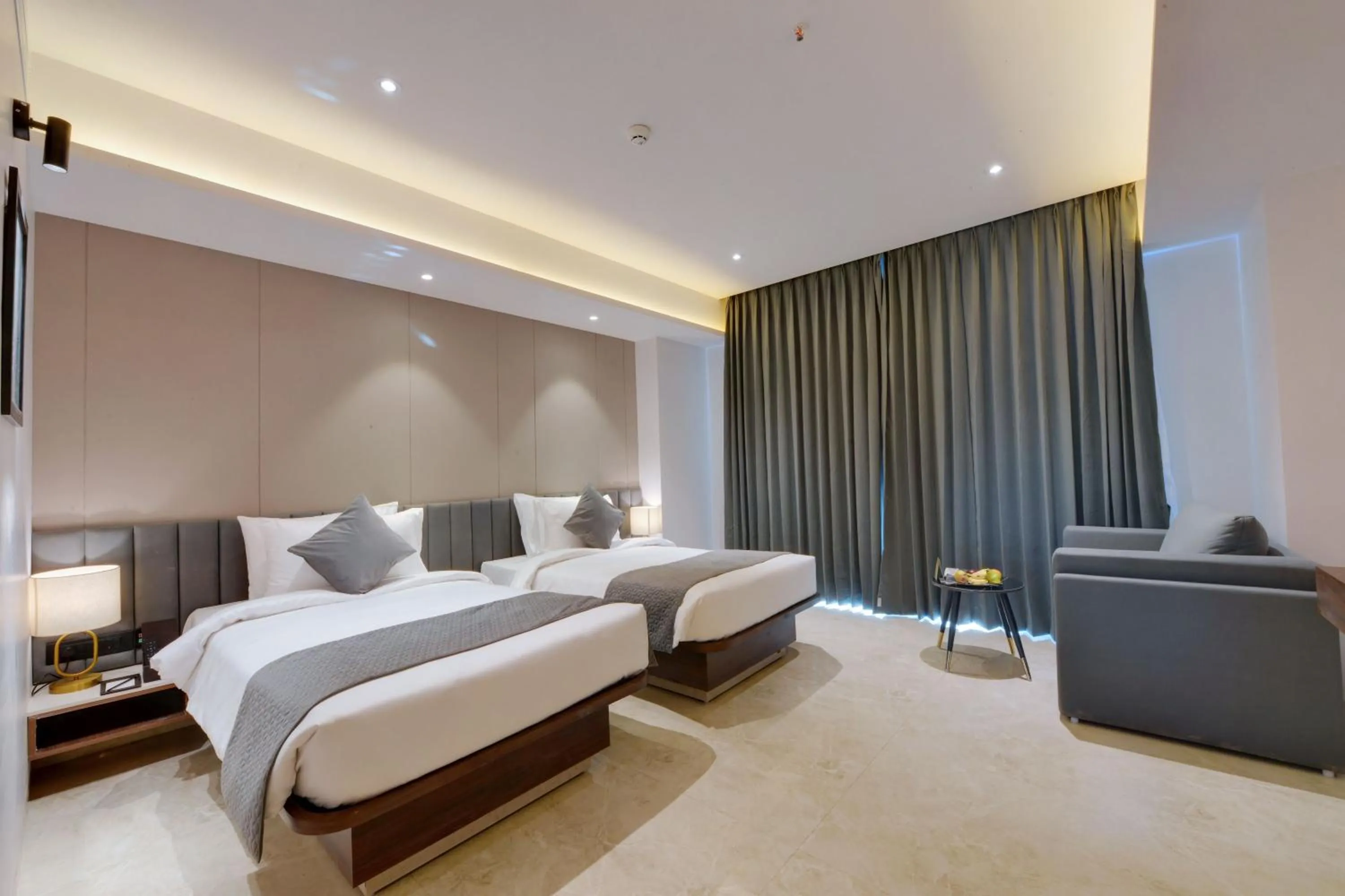 Bedroom, Bed in The Fern Residency, Bhiwandi-Pimplas