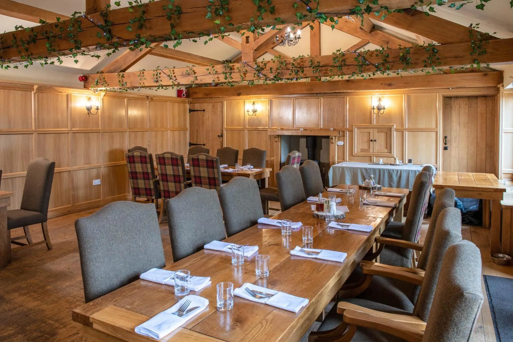 The Red Lion & Manor House