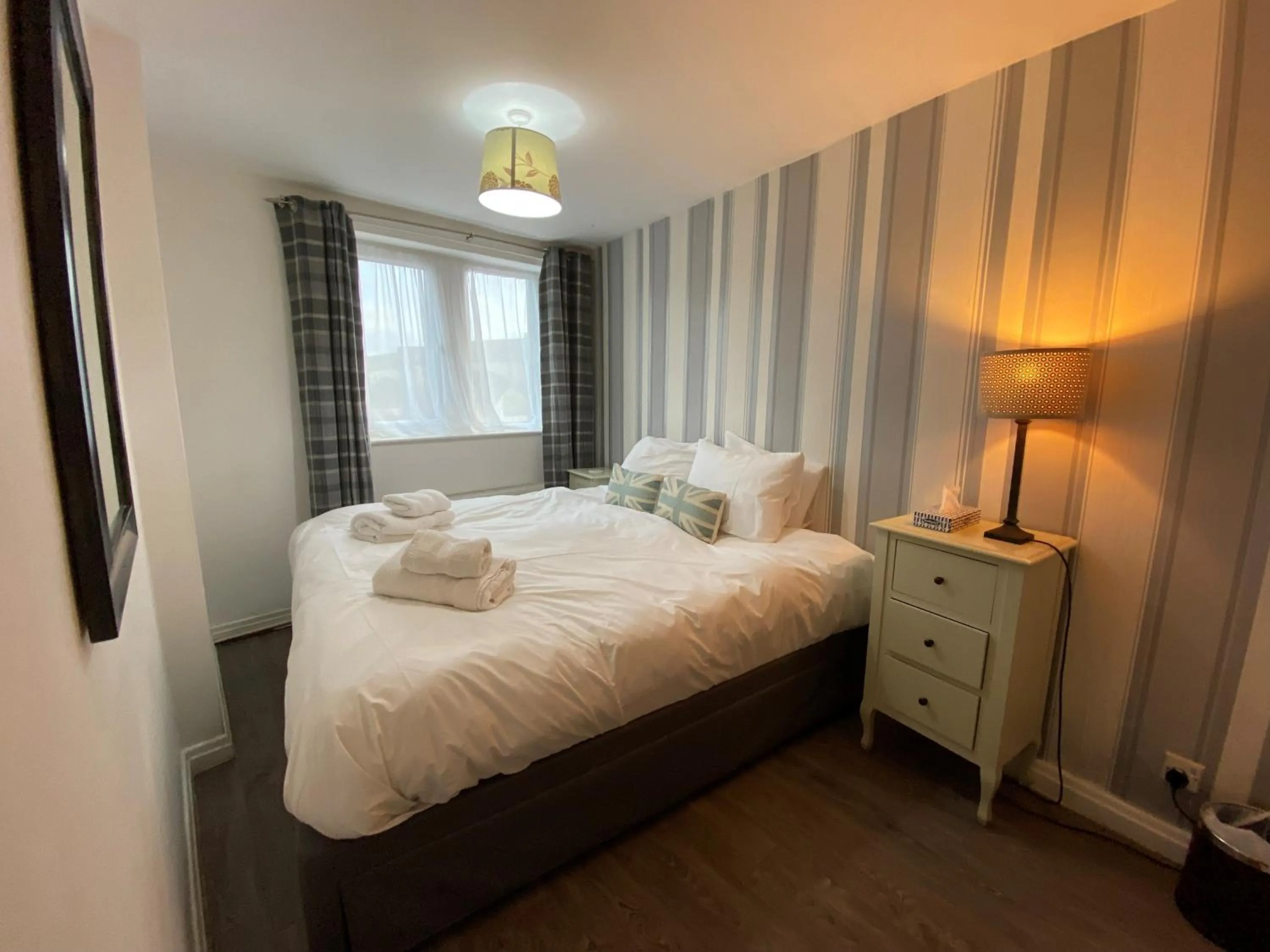 Bed in The Red Lion & Manor House