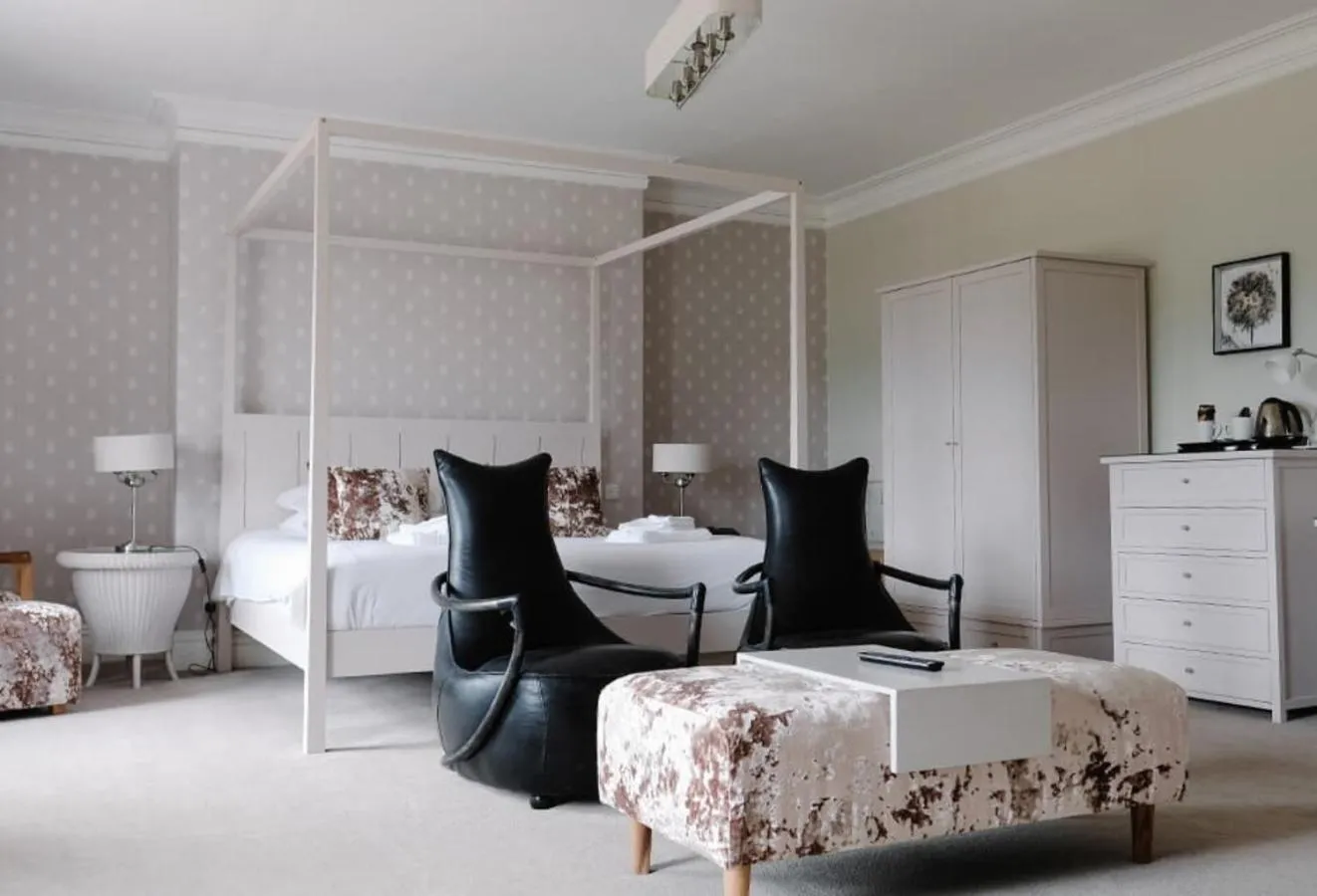Bed in Court Colman Manor