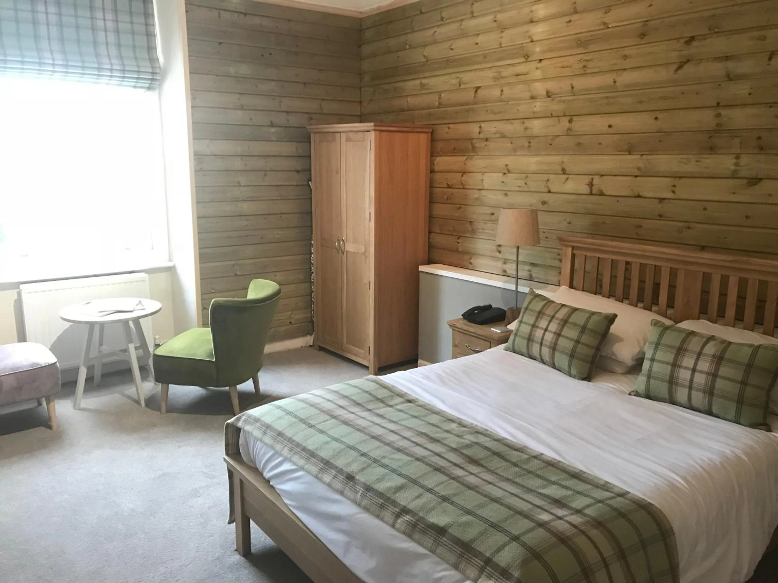 Bedroom, Bed in Court Colman Manor