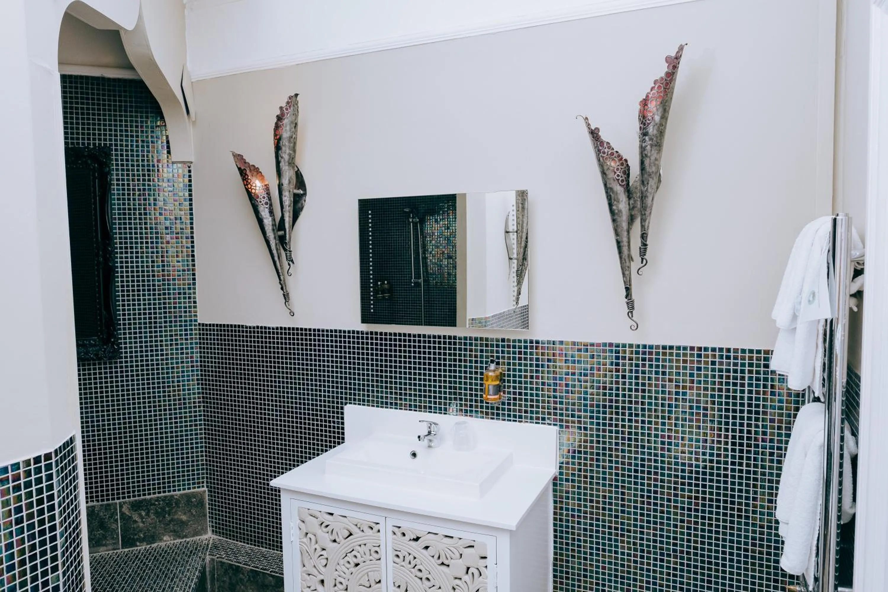 Bathroom in Court Colman Manor