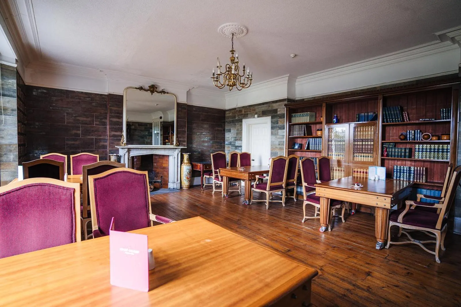 Library in Court Colman Manor
